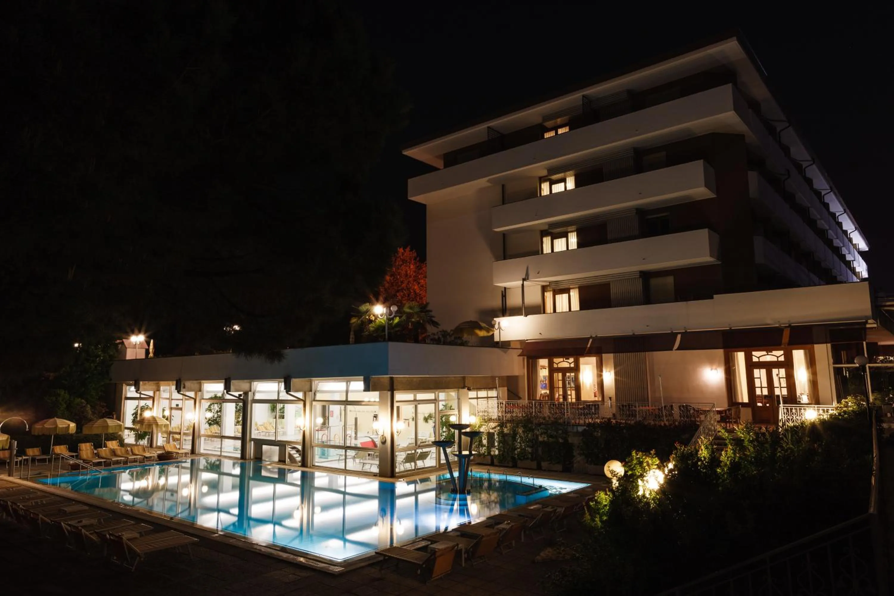 Pool view in Hotel Terme Millepini