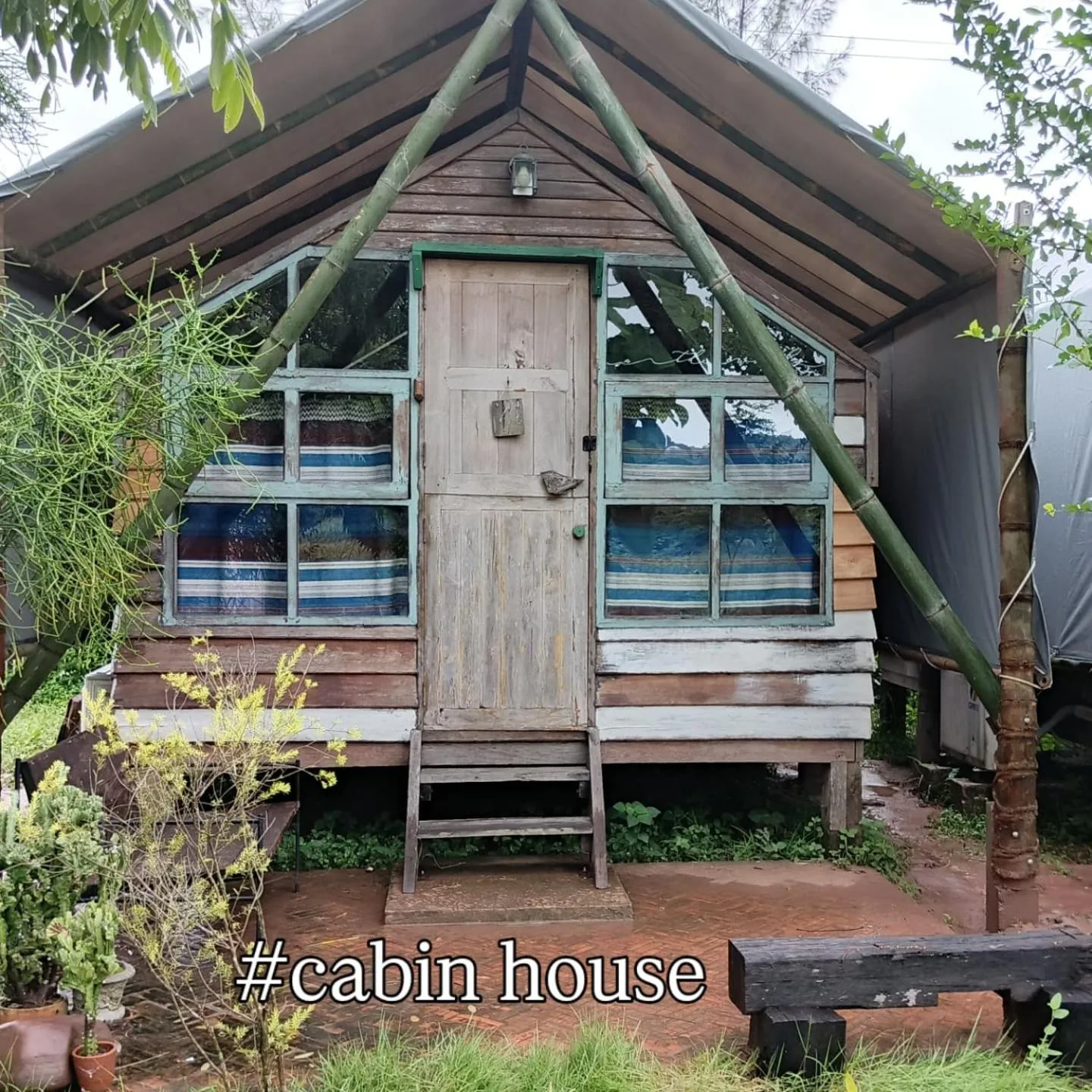 THE RIVER RUNS CHIANG KLANG