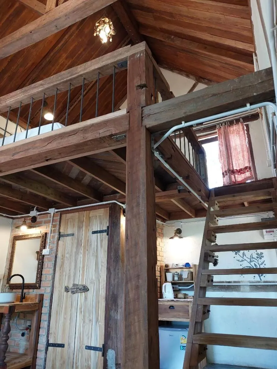 Photo of the whole room in THE RIVER RUNS CHIANG KLANG