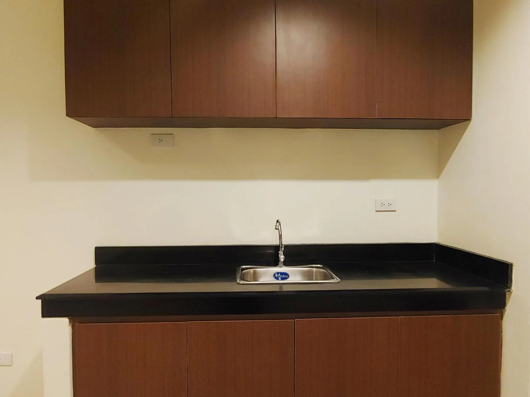 Kitchen or kitchenette in Kaizen Suites