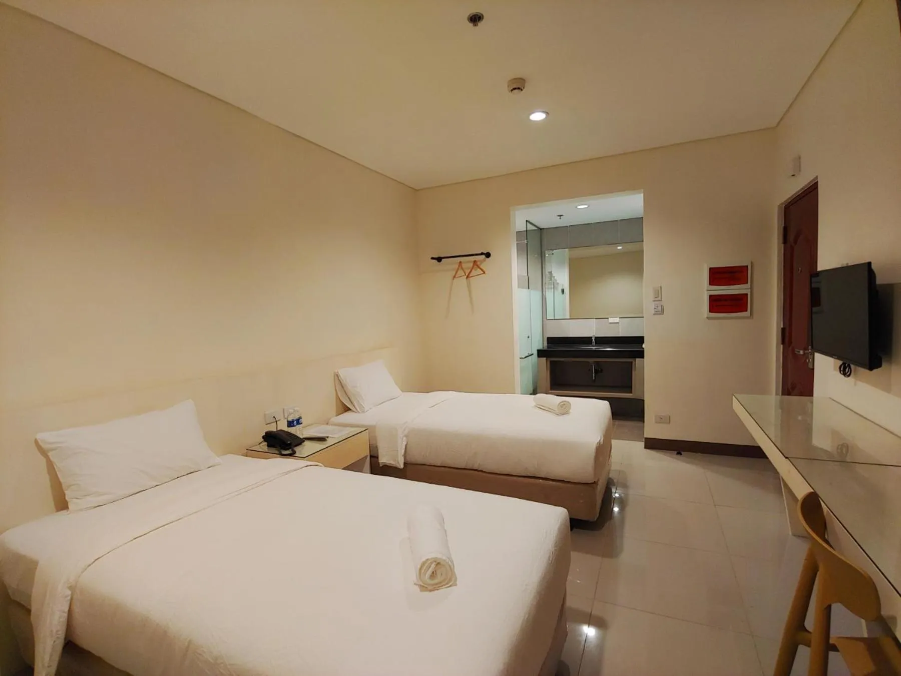 Photo of the whole room, Bed in Kaizen Suites