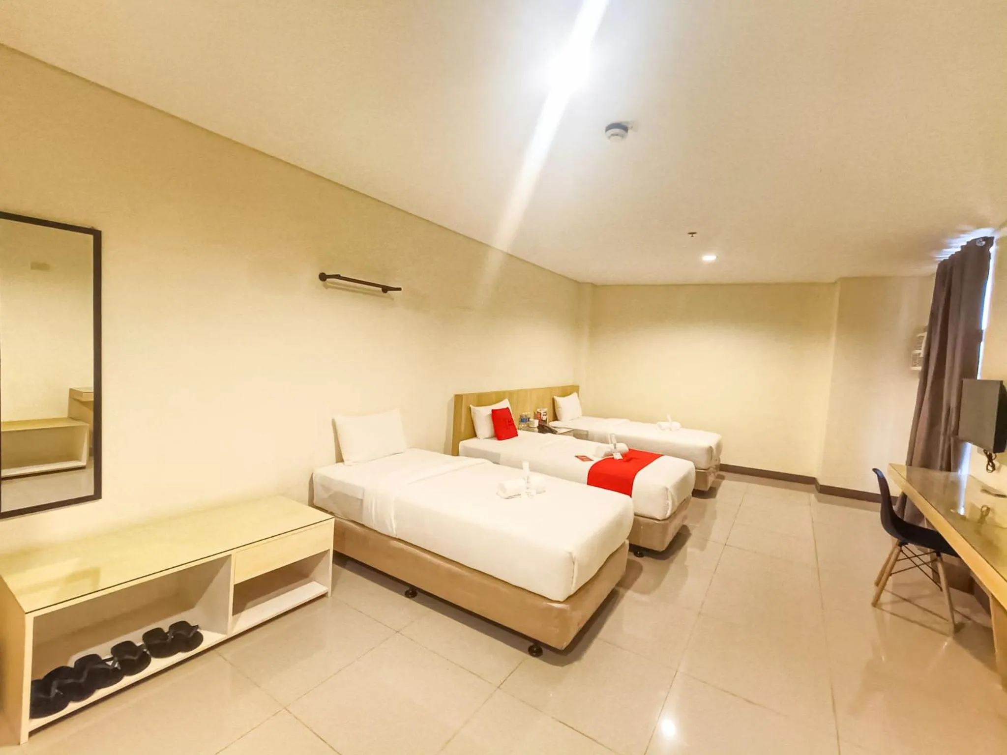 Bedroom, Bed in Kaizen Suites