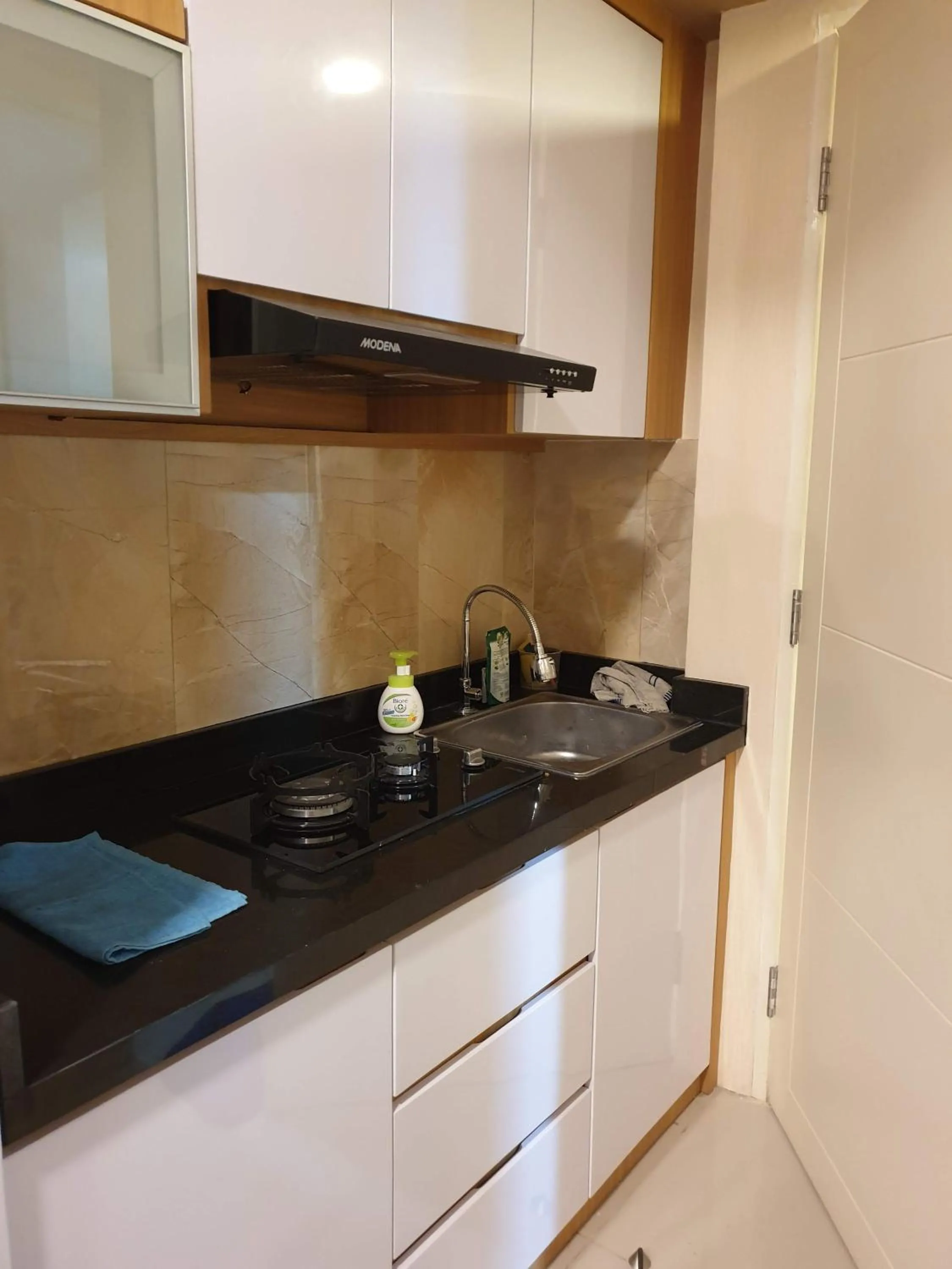 Cosmy Tanglin Apartment