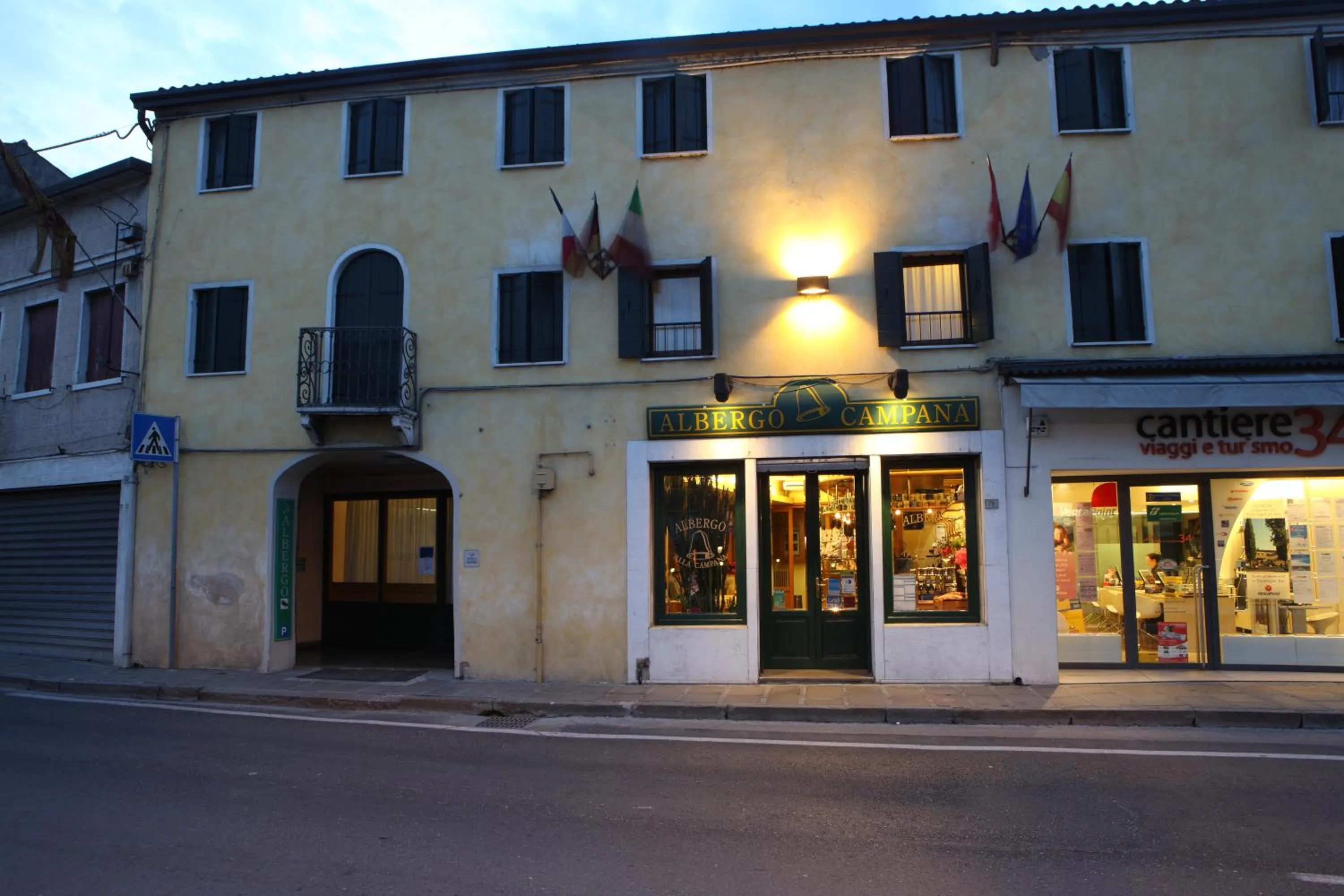 Property building in Albergo Alla Campana