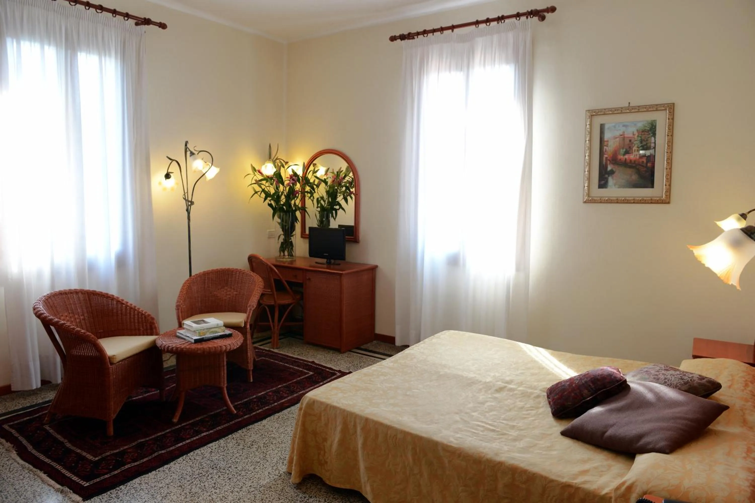 Photo of the whole room, Bed in Hotel Villa Orio & Beatrice