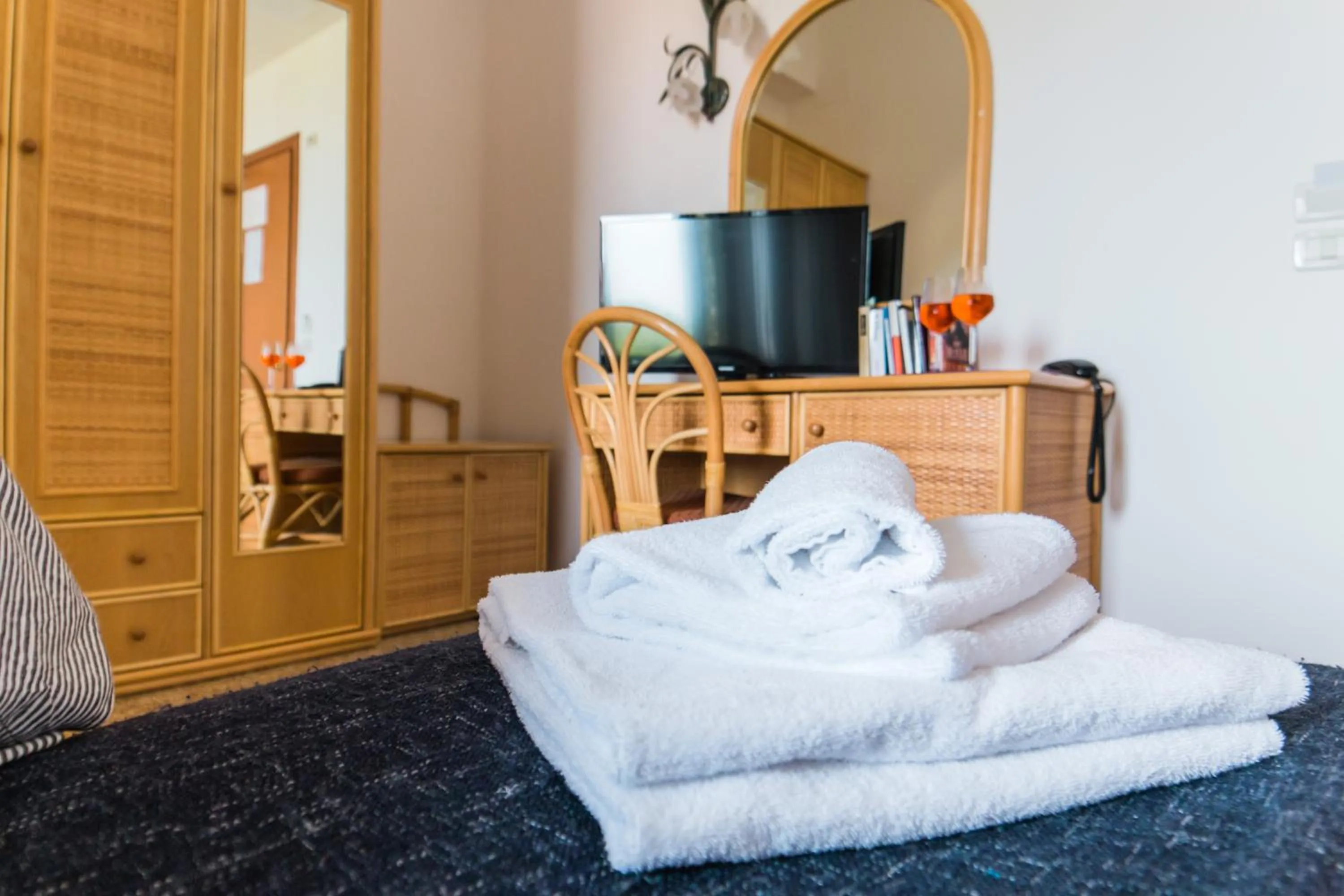 TV and multimedia, Bed in Hotel Villa Orio & Beatrice