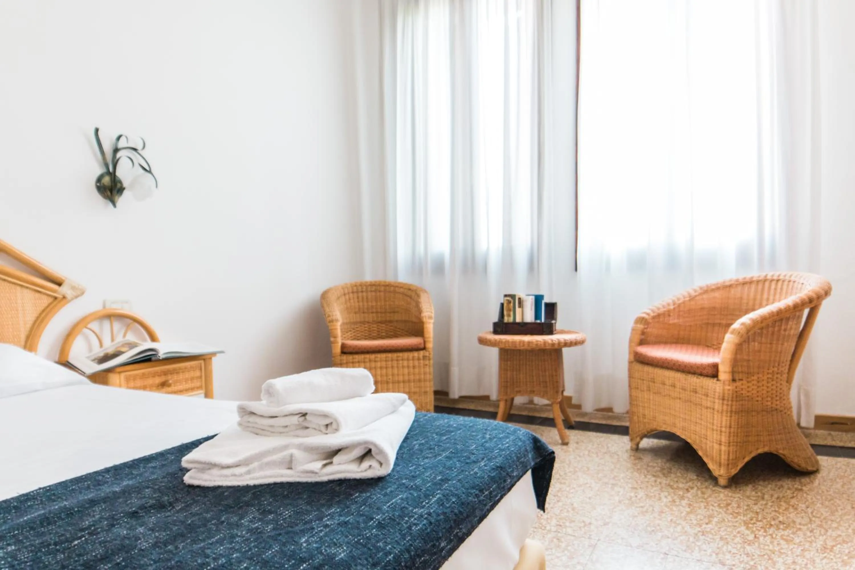 Seating area, Bed in Hotel Villa Orio & Beatrice