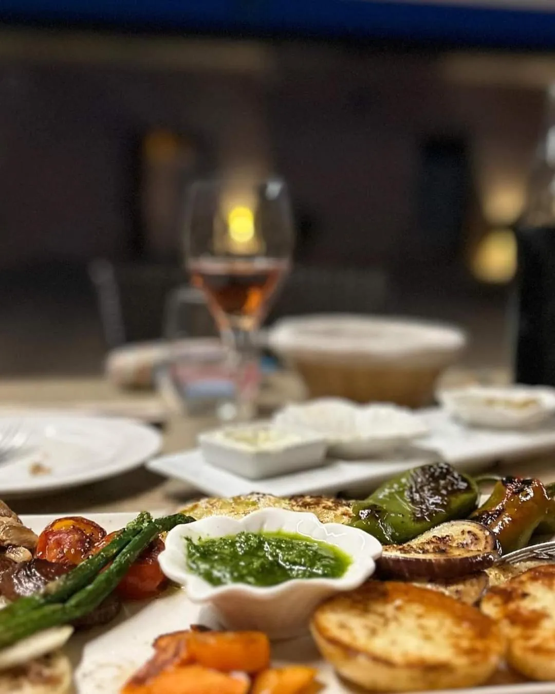 Restaurant/places to eat in Bennoc Petit Hotel