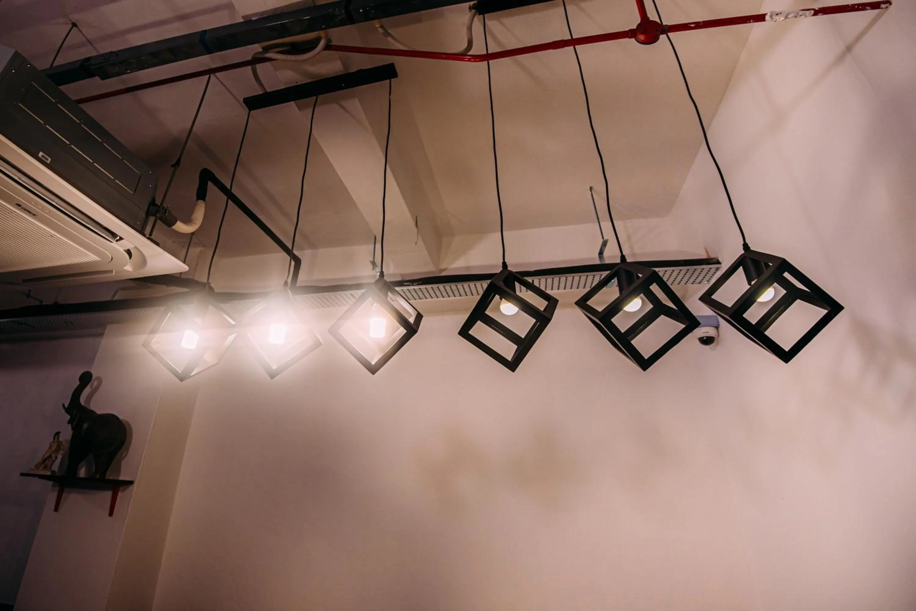 Bluewaters Pods 38 Hongkong St