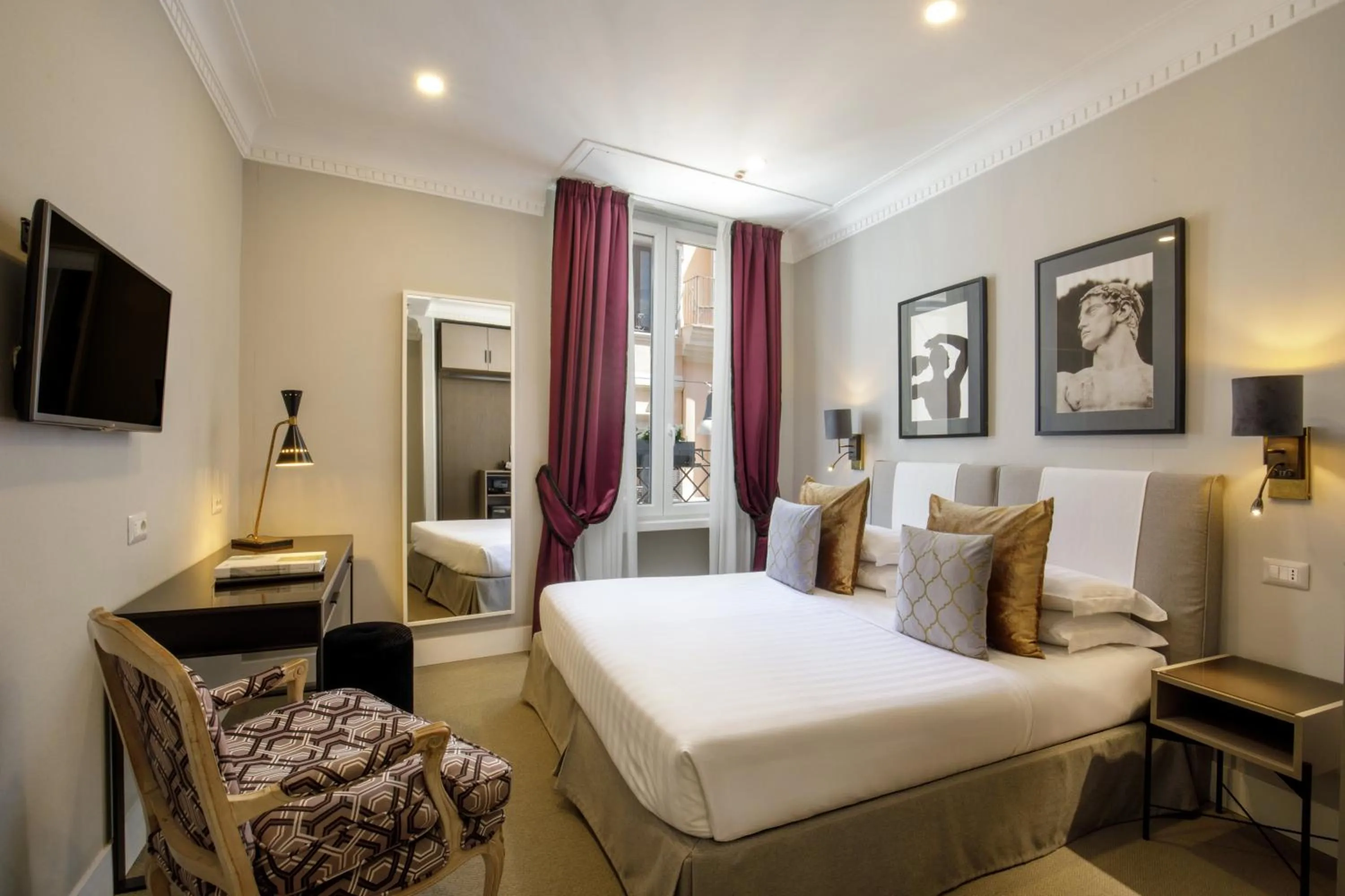 Bedroom, Bed in Condotti Boutique Hotel