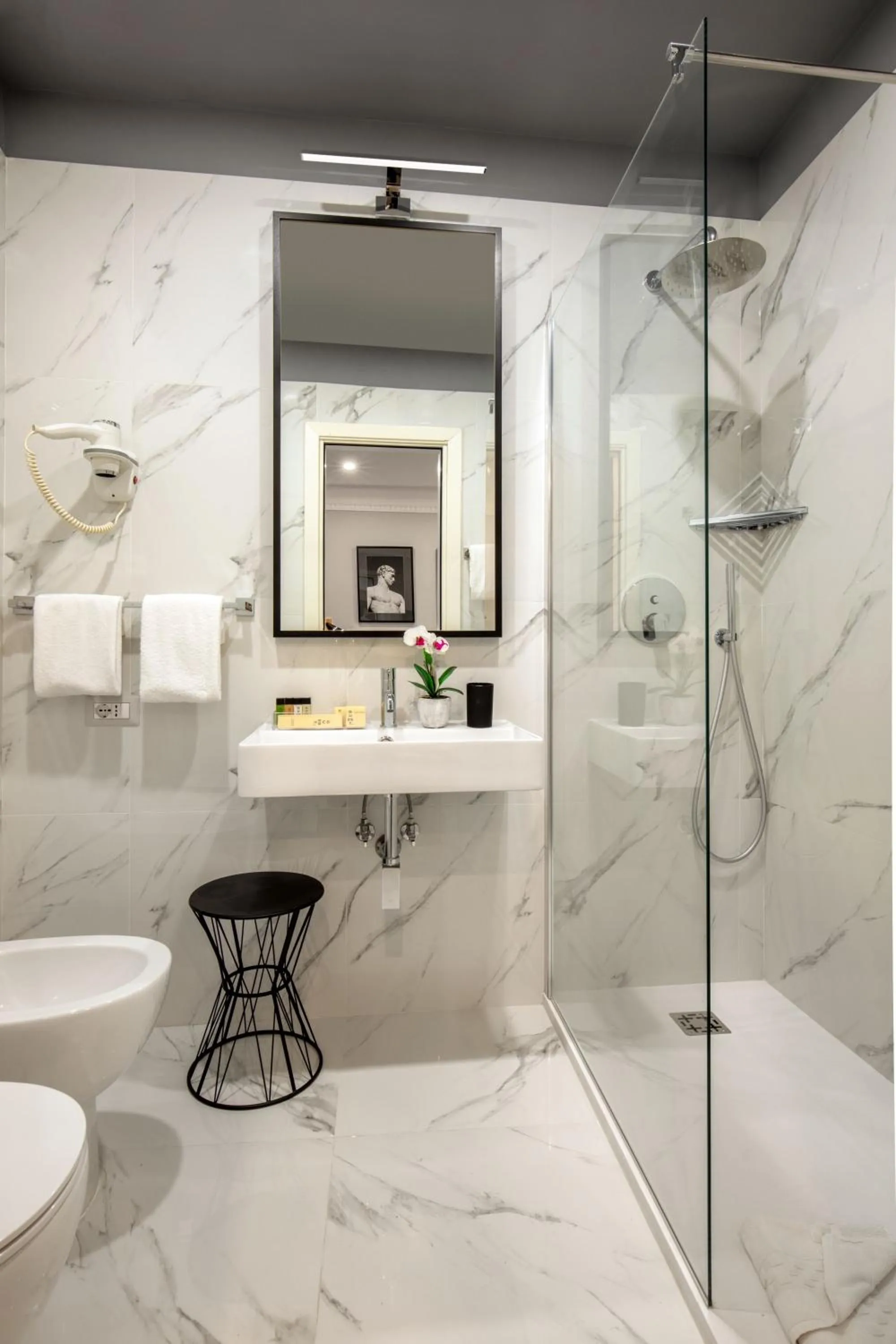 Shower in Condotti Boutique Hotel