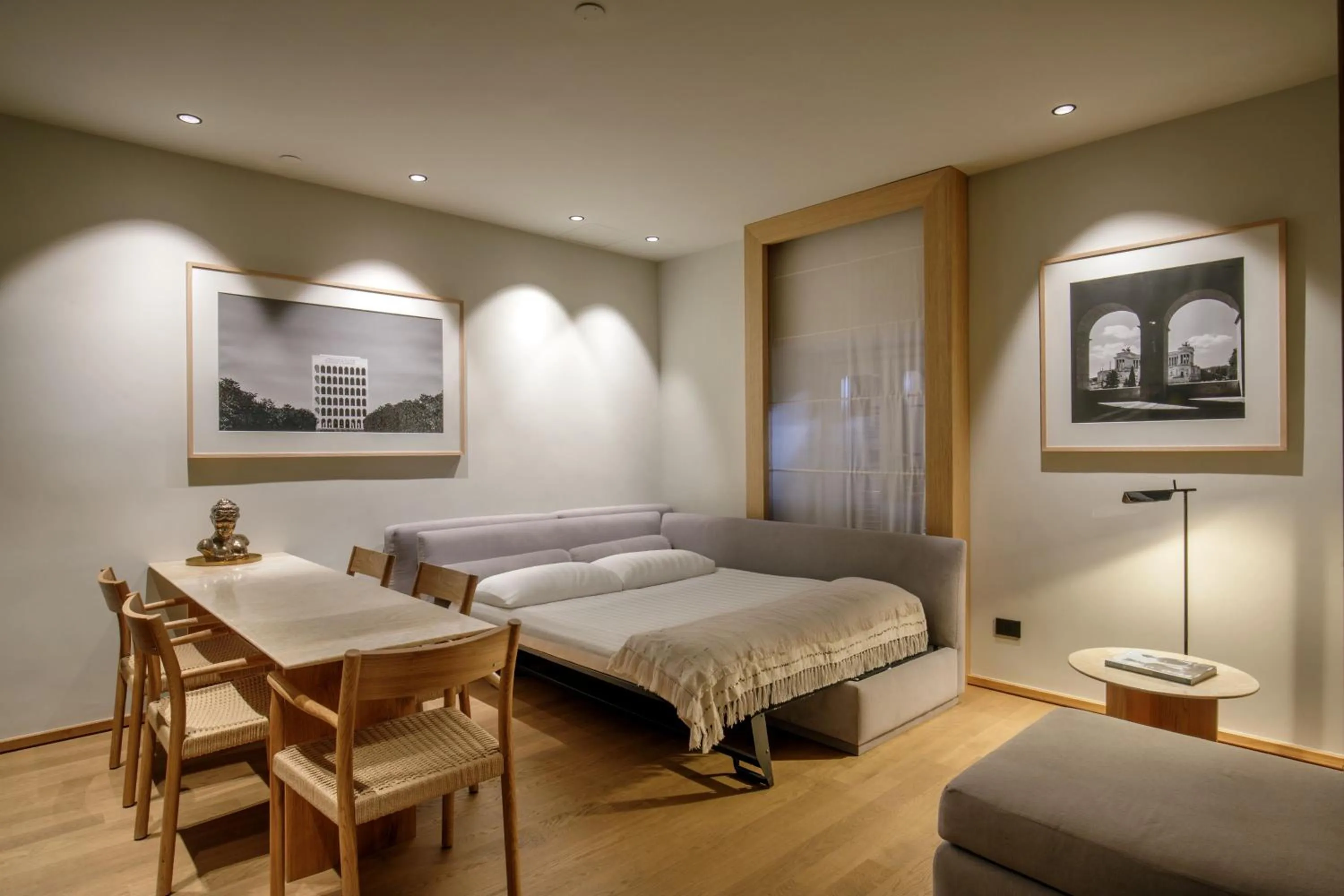 Lounge or bar, Bed in Condotti Boutique Hotel