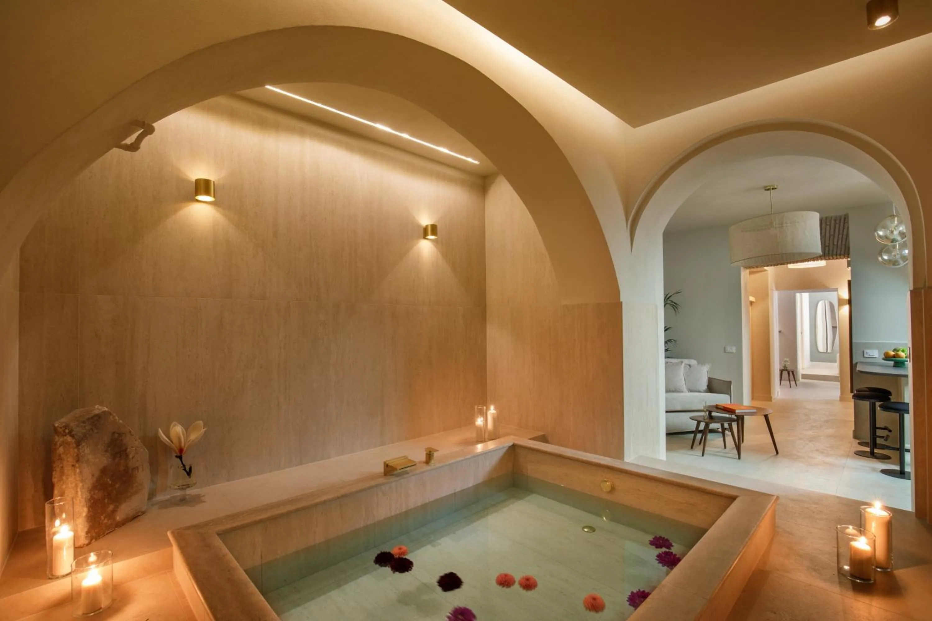 Bath in Condotti Boutique Hotel
