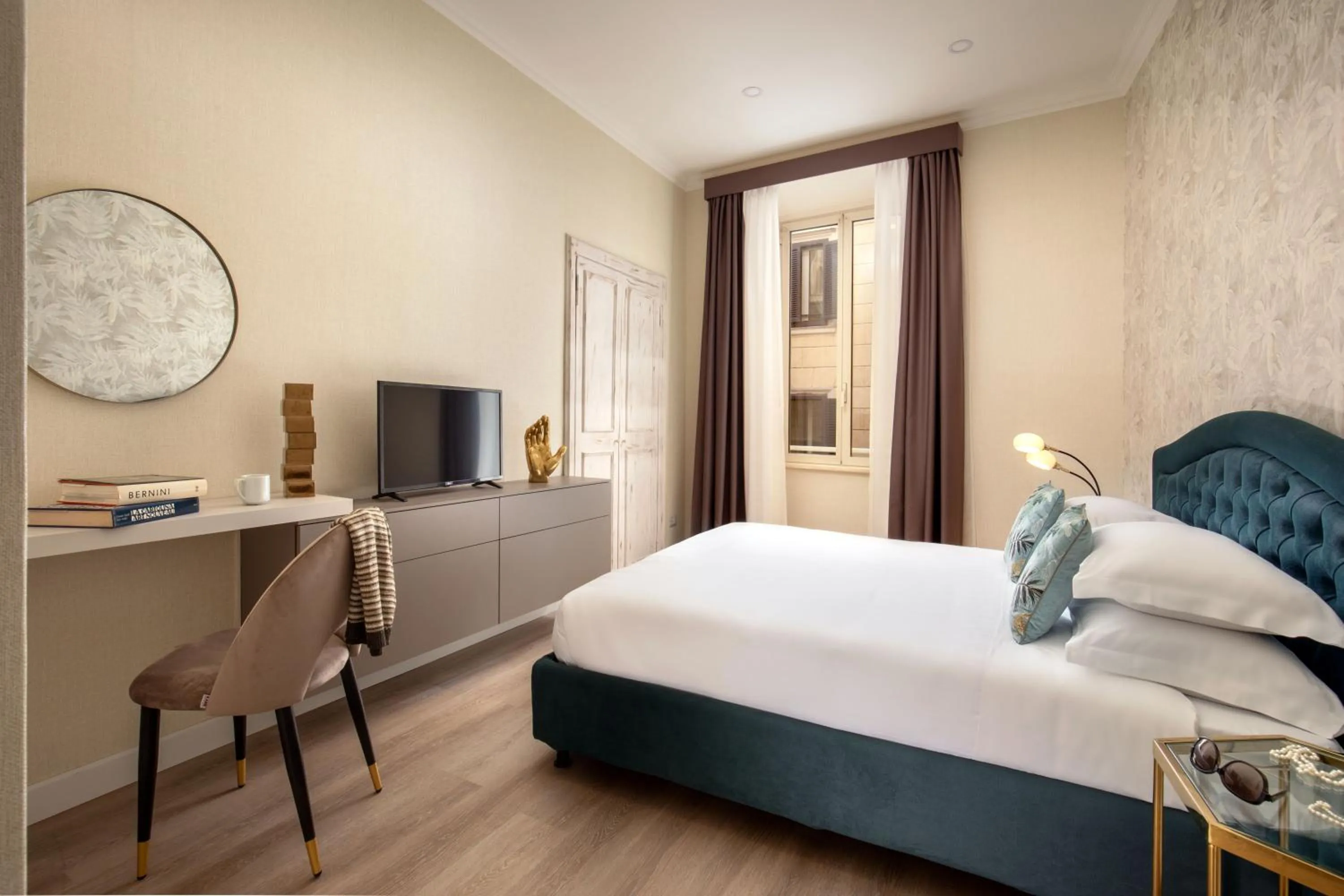 Bed in Condotti Boutique Hotel