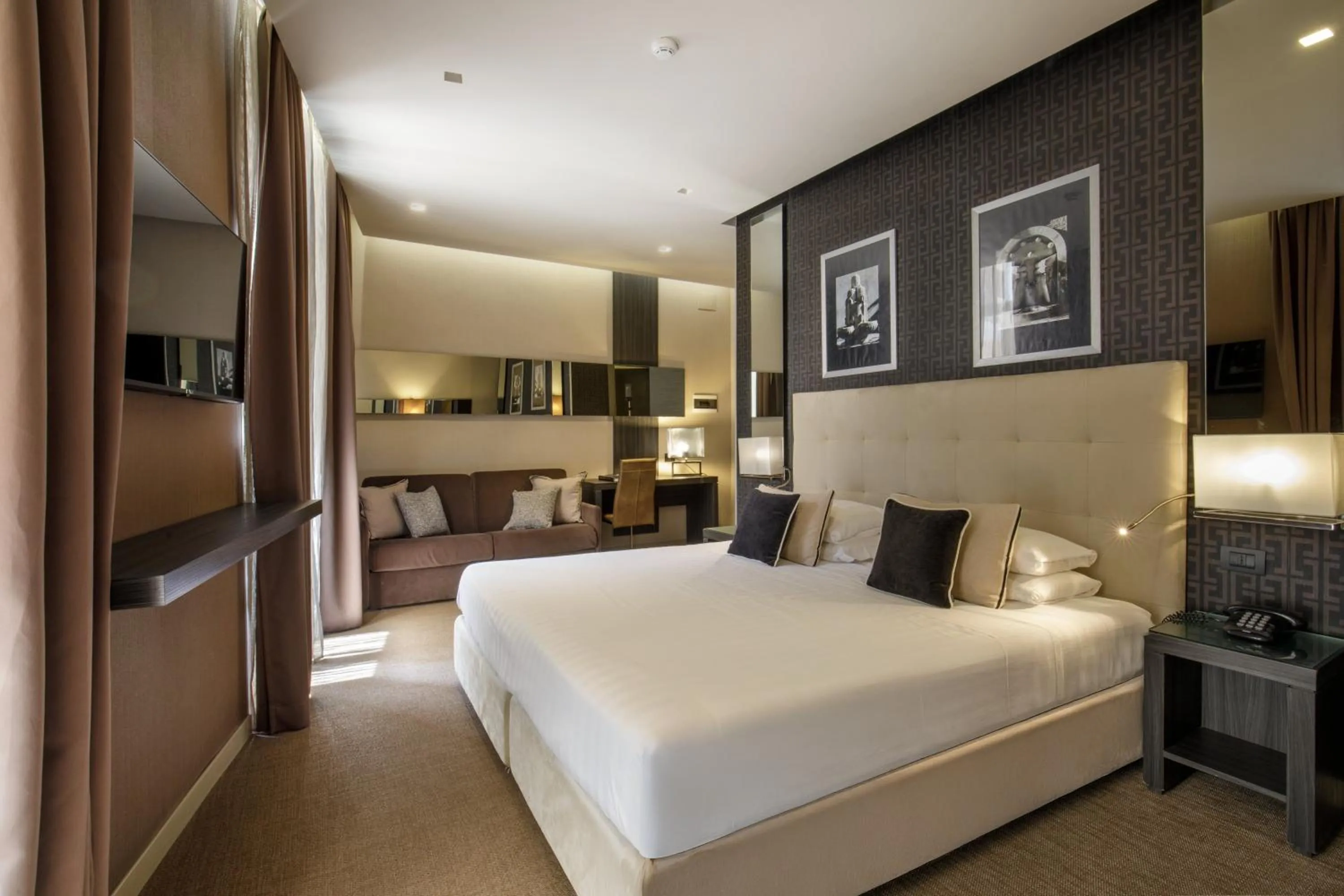 Bedroom, Bed in Condotti Boutique Hotel