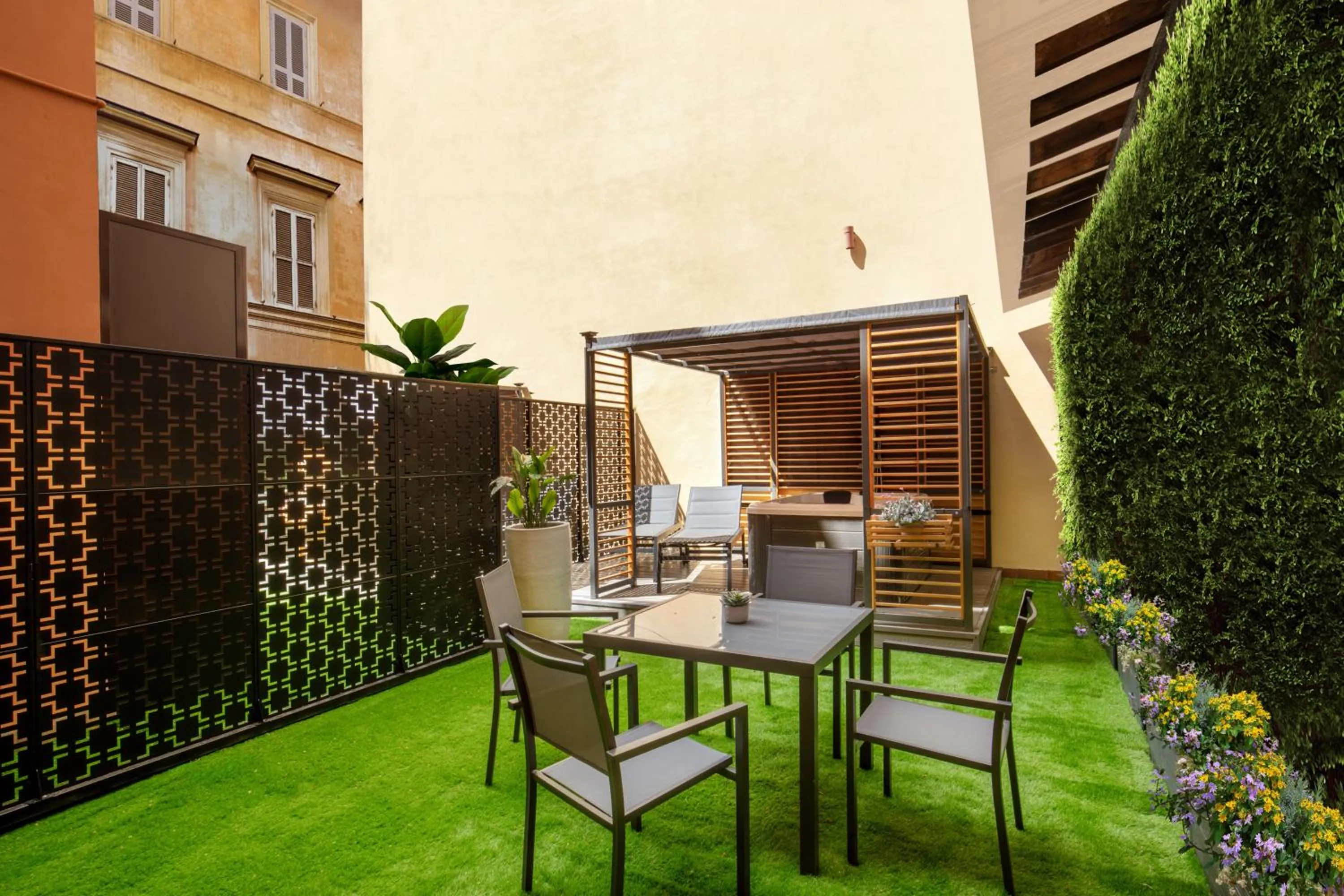 Garden in Condotti Boutique Hotel