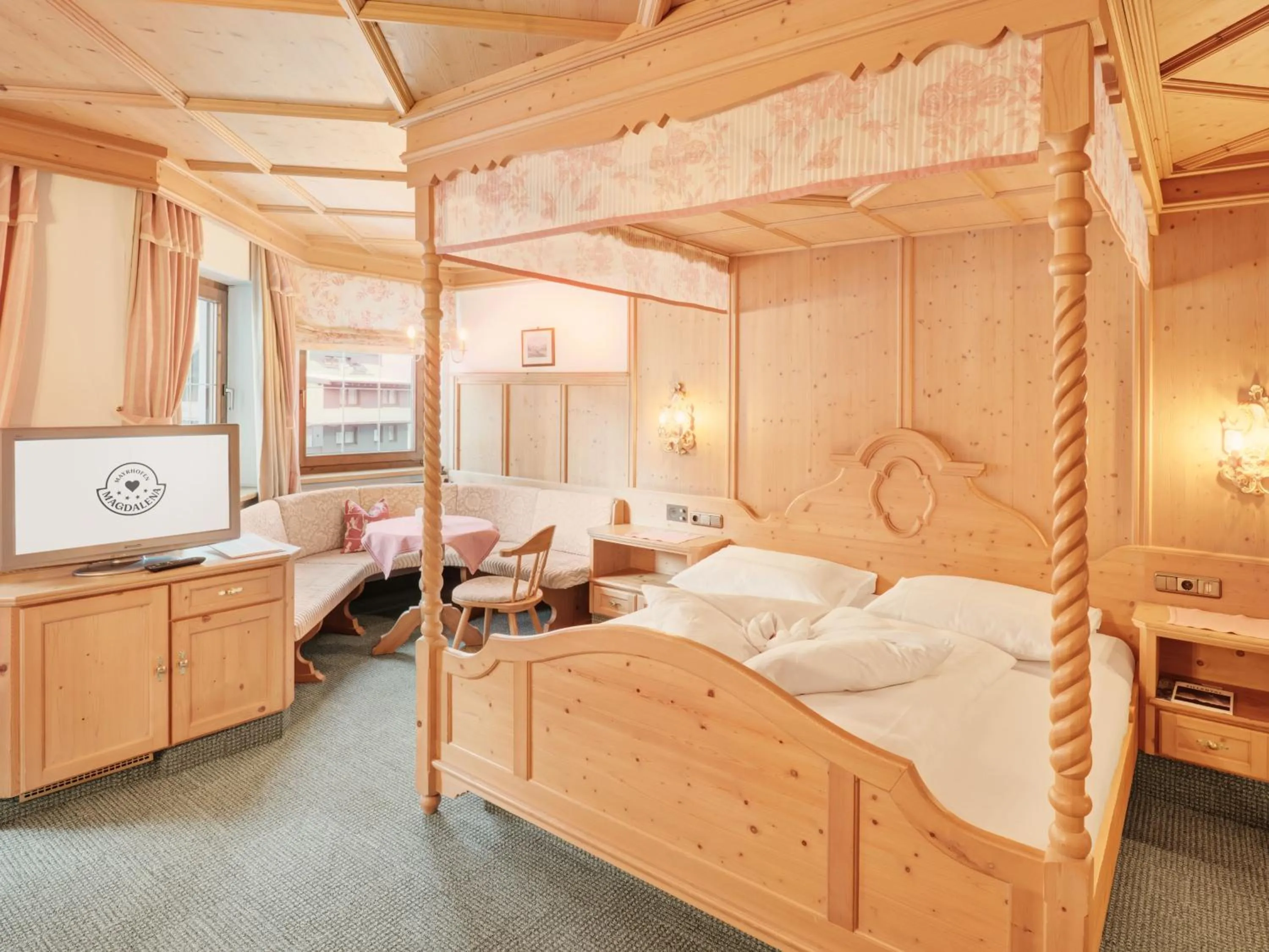 Bed in Hotel Magdalena Mayrhofen