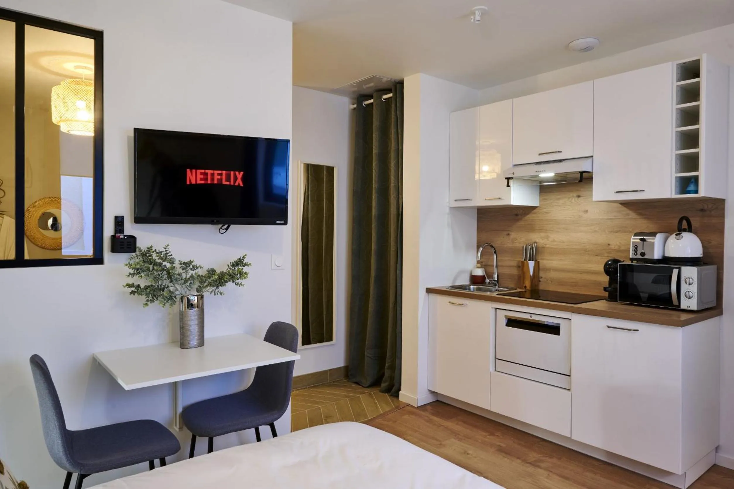 Kitchen or kitchenette in Spa, Love & Relax