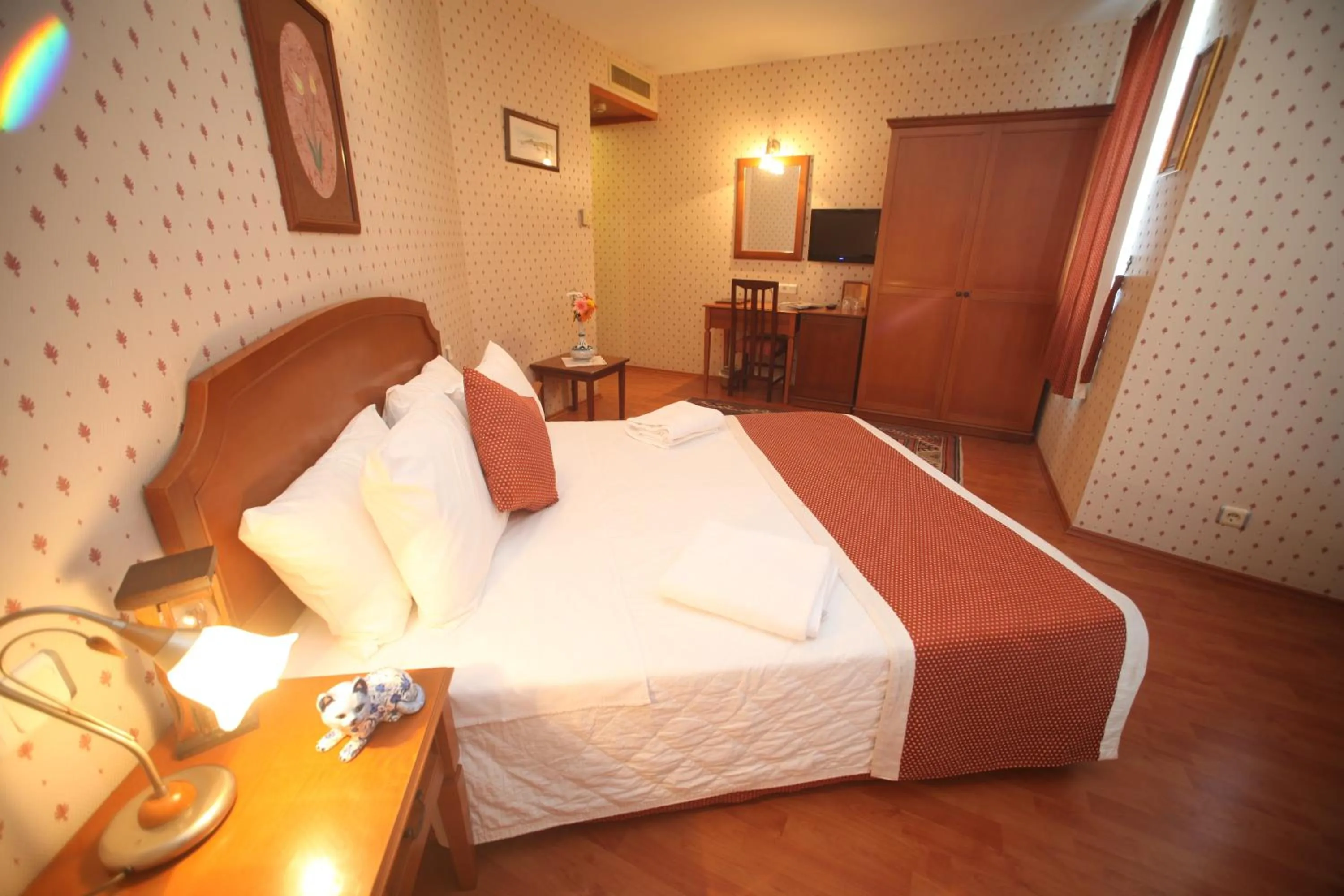 Bedroom, Bed in Hotel Erguvan - Special Category