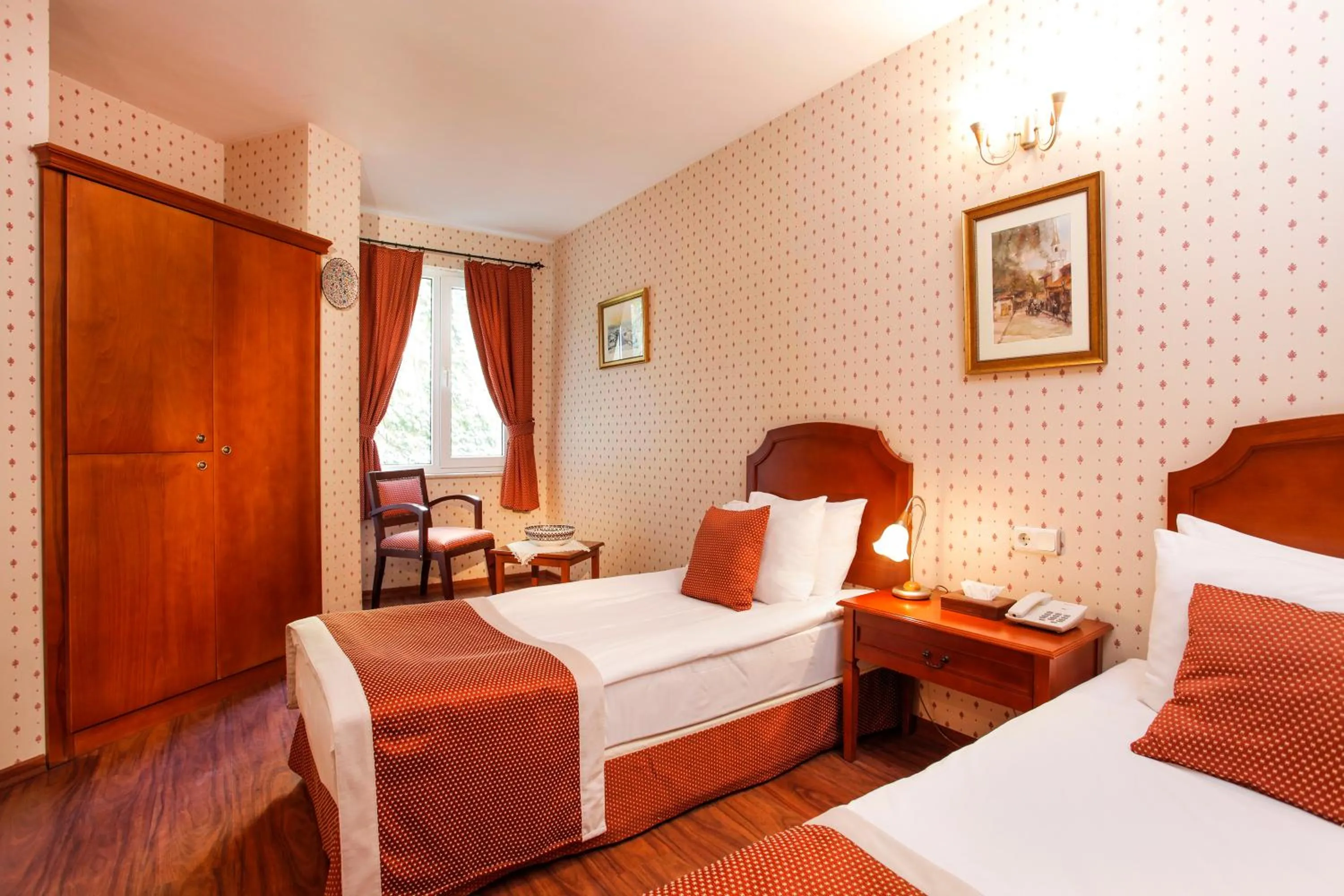Photo of the whole room, Bed in Hotel Erguvan - Special Category