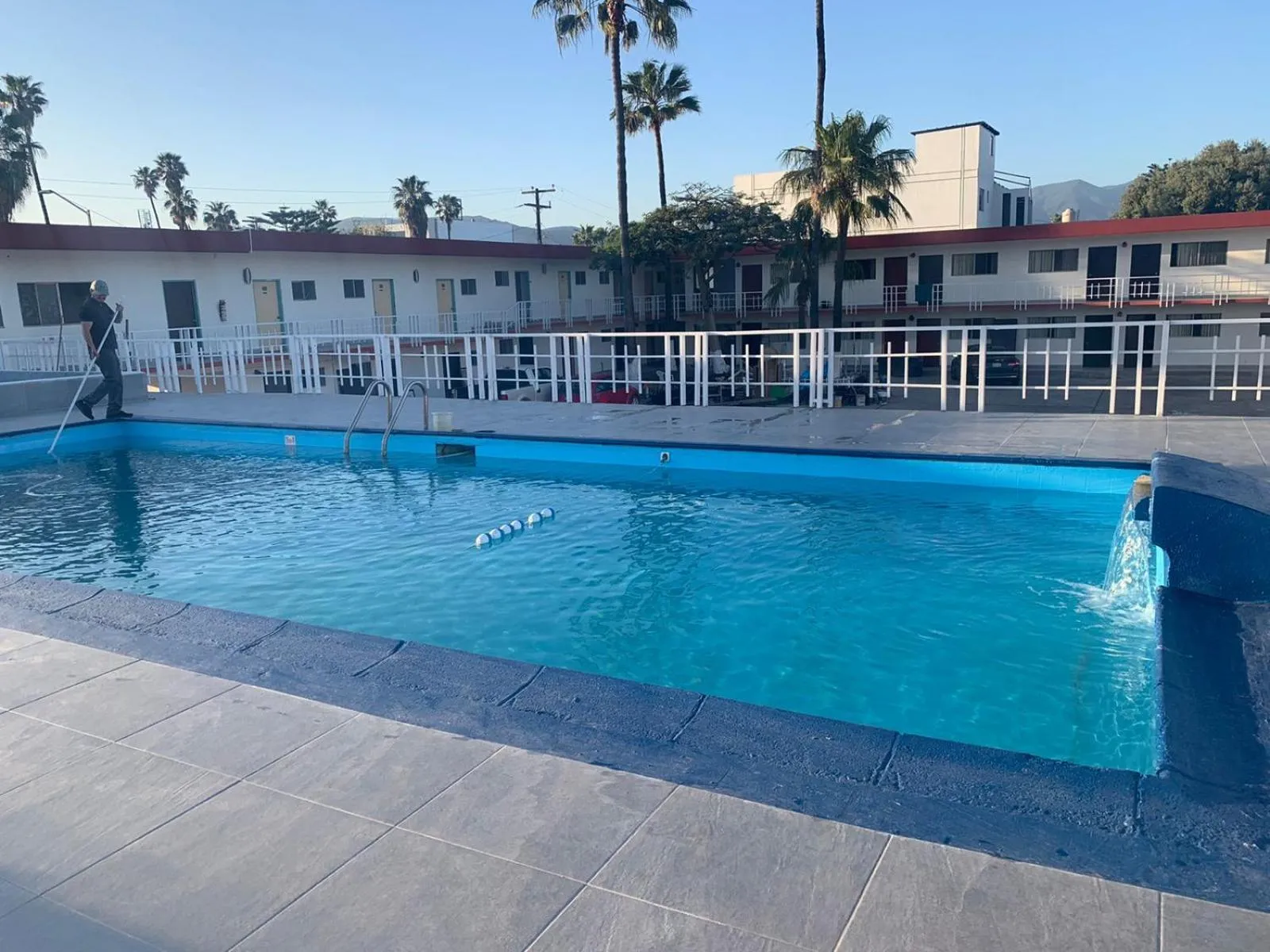 Swimming pool in Hotel Presidente