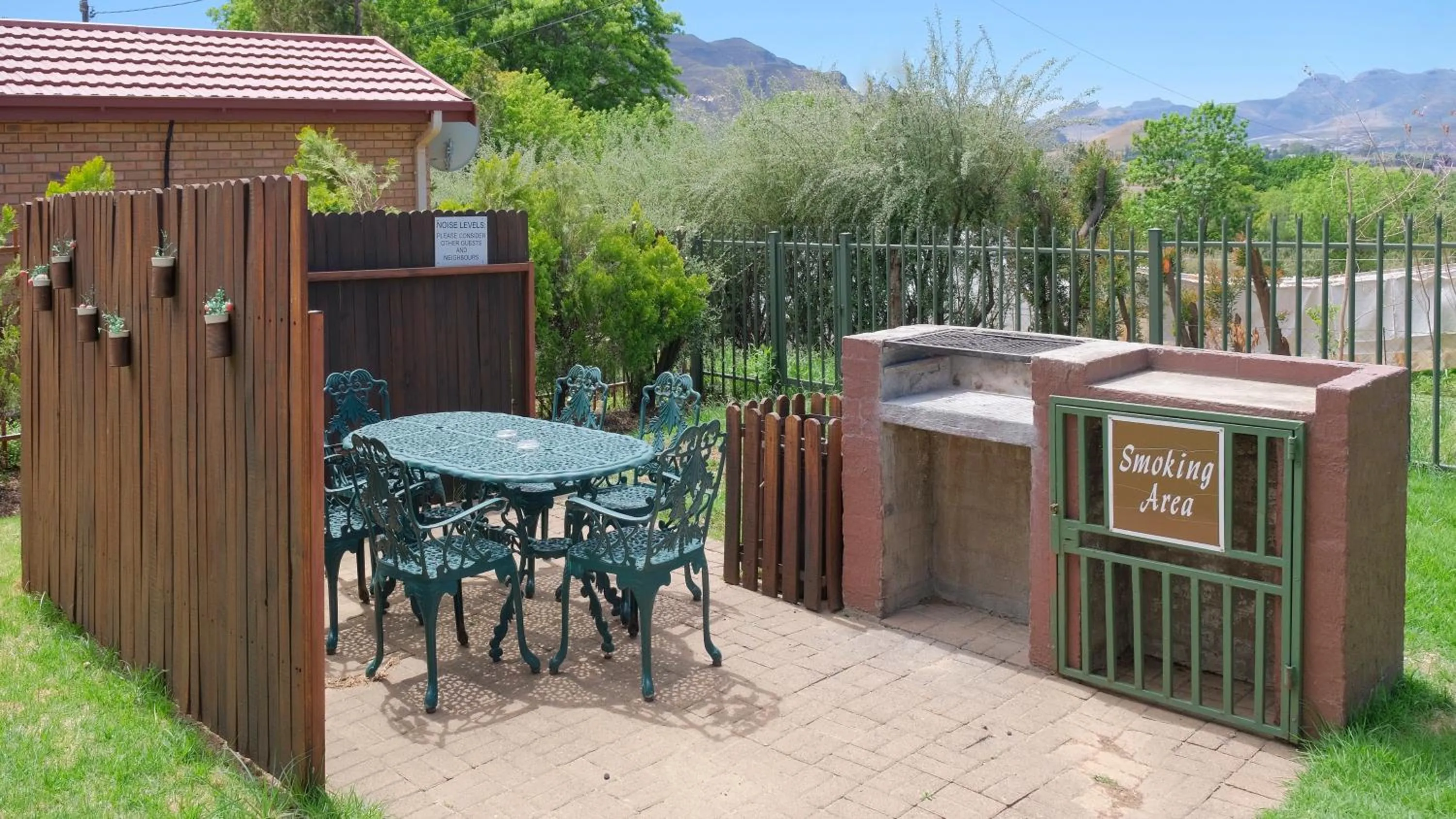 Area and facilities in Knock Out View Clarens