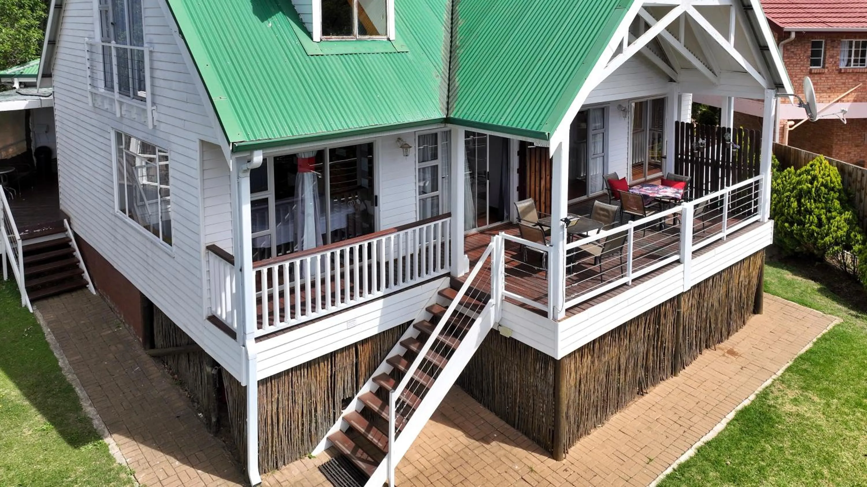 Property building in Knock Out View Clarens