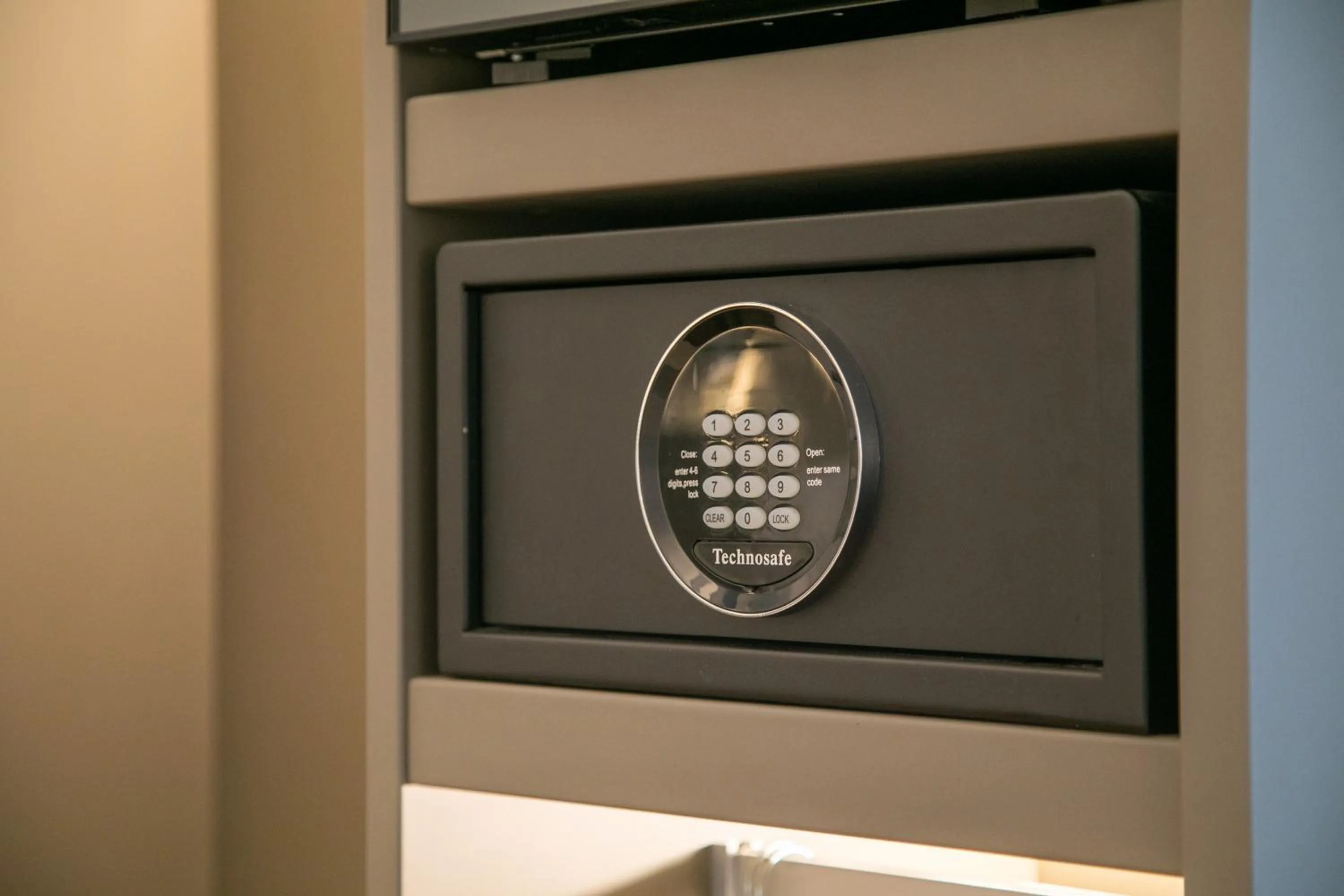 safe in Hotel Federico II