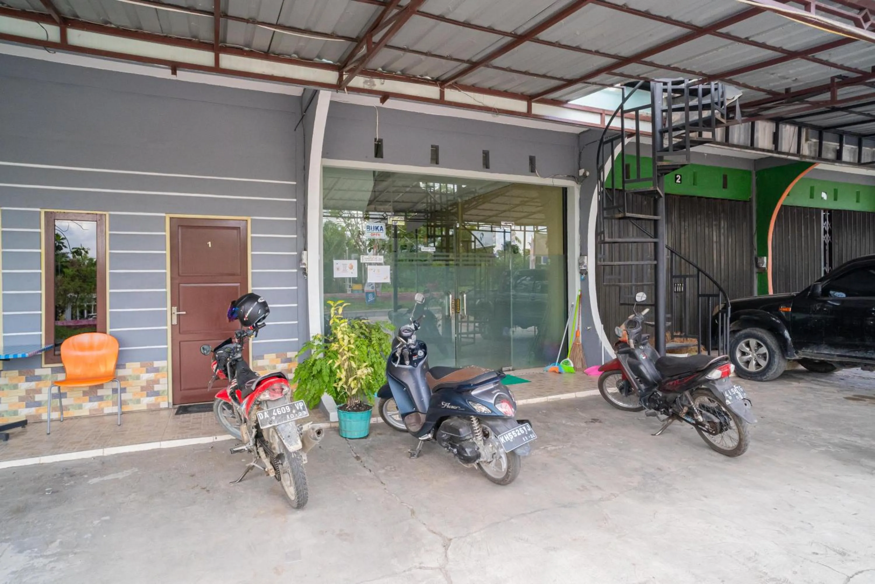 RedDoorz Syariah @ Jalan Bukit Kaminting 2