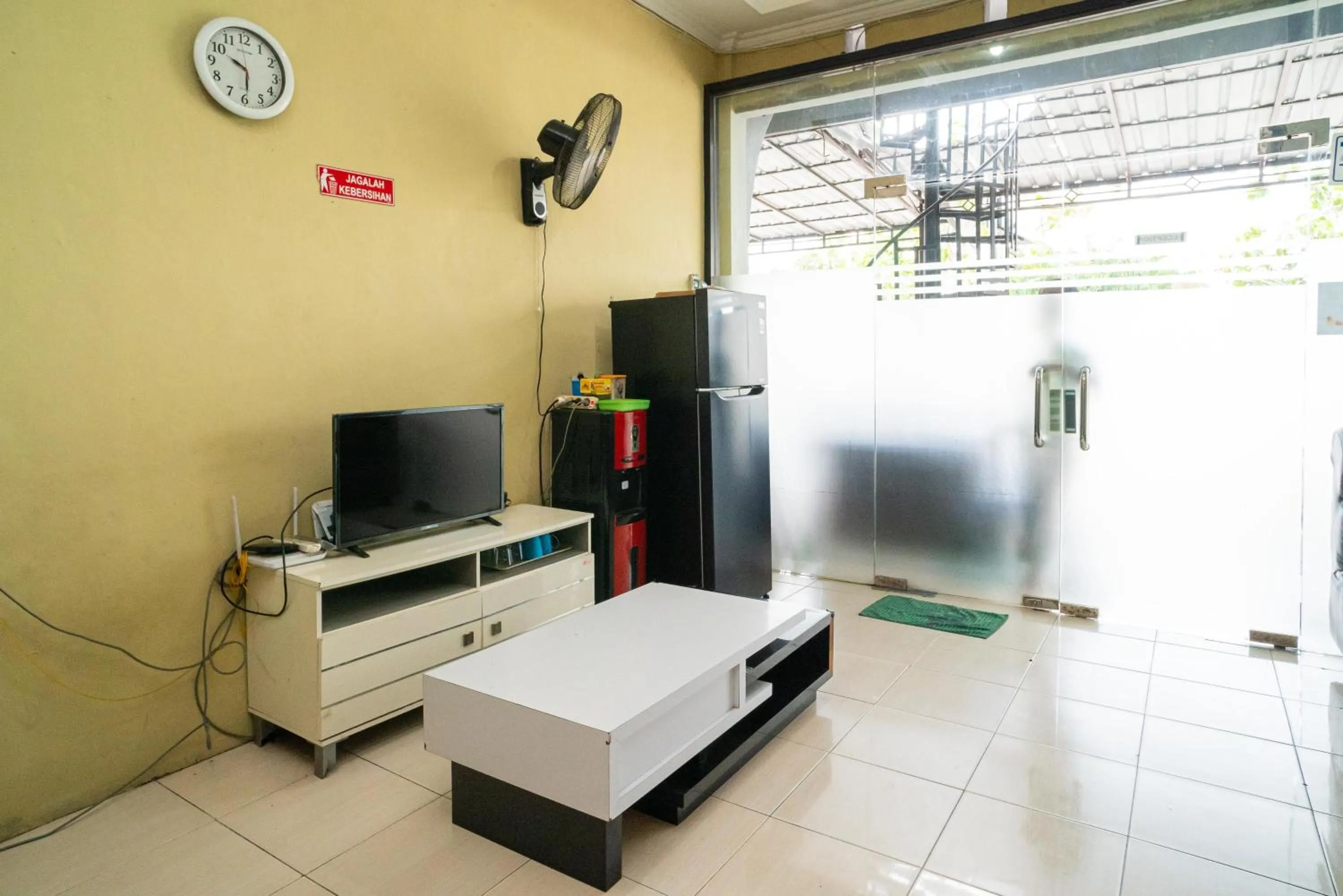 RedDoorz Syariah @ Jalan Bukit Kaminting 2