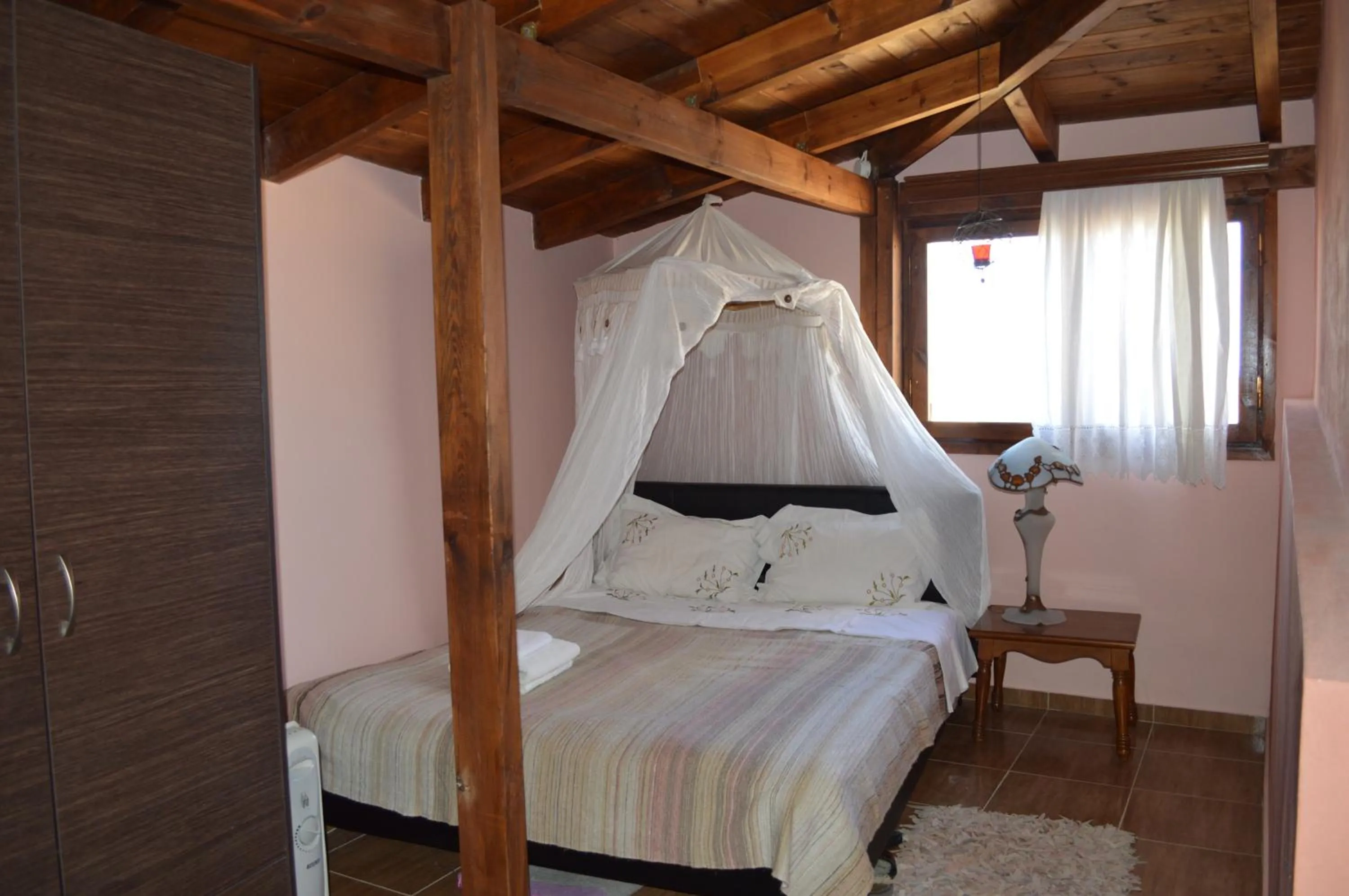 Bedroom, Bed in Home Suites