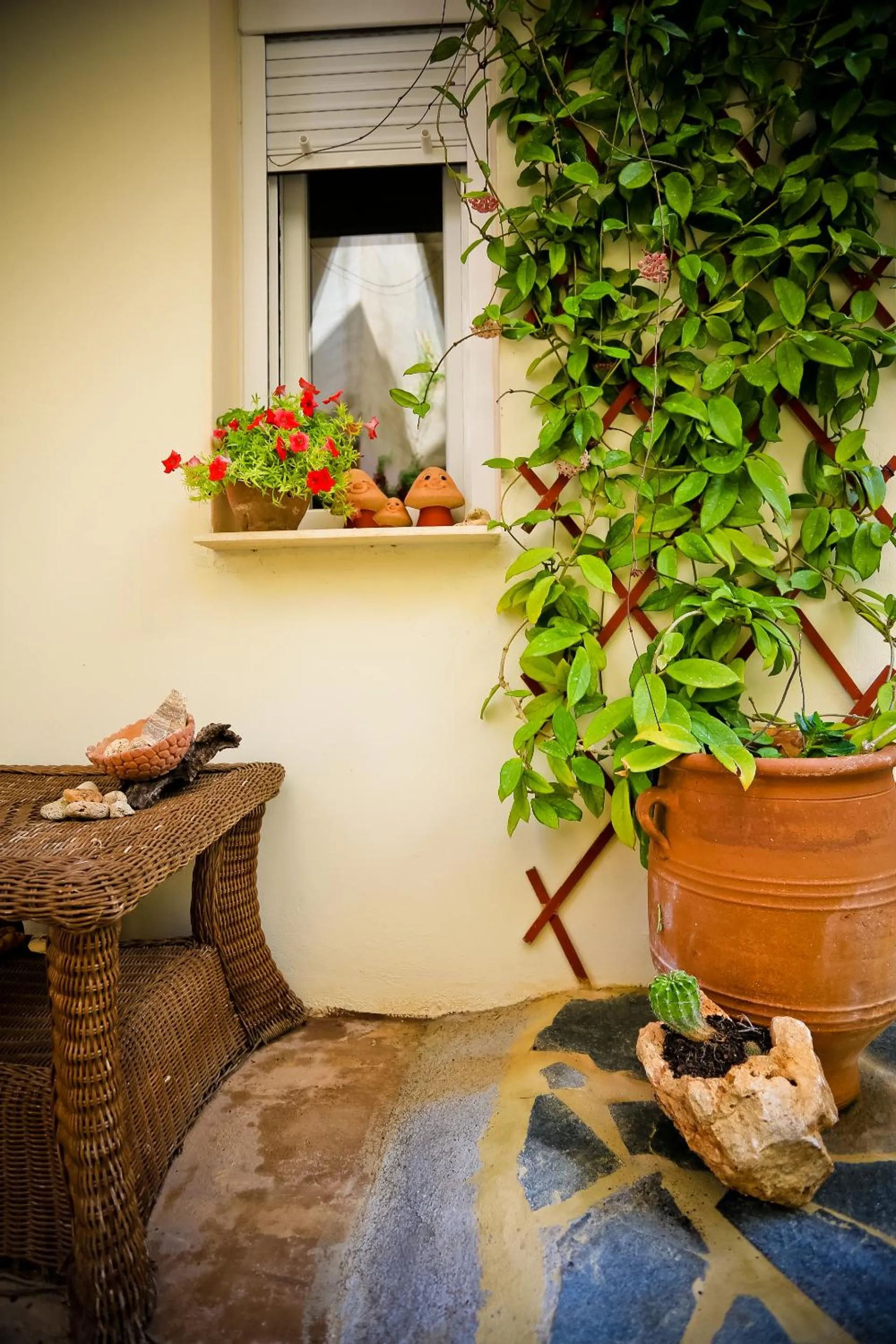 Decorative detail in Home Suites