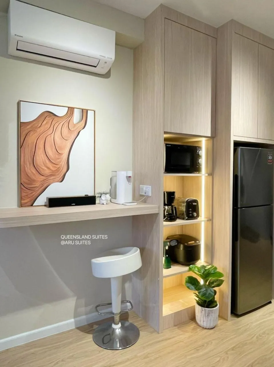 Kitchen or kitchenette in QUEENSLAND SUITES at Aru Suites, Kota Kinabalu
