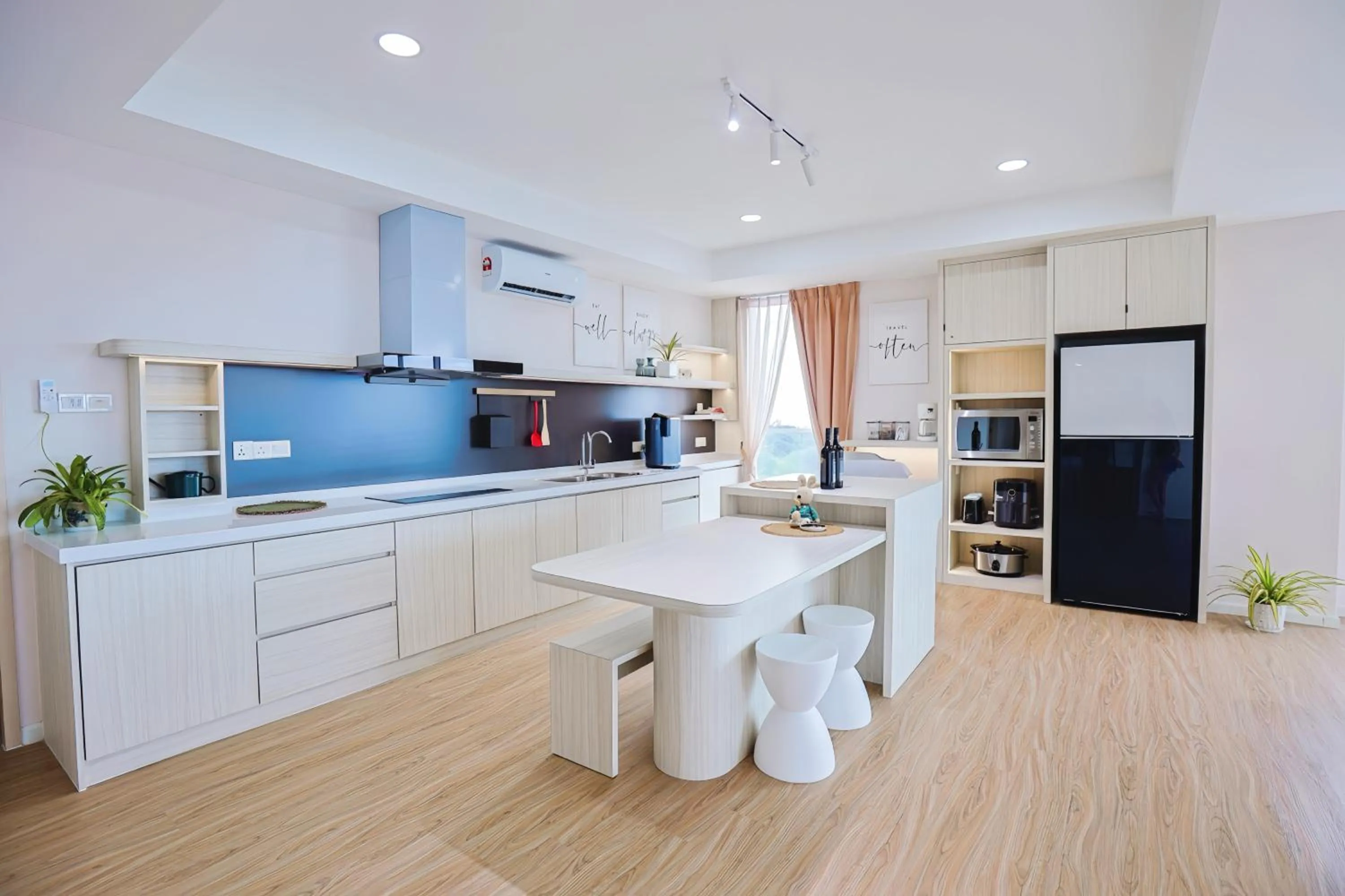 Coffee/tea facilities in QUEENSLAND SUITES at Aru Suites, Kota Kinabalu