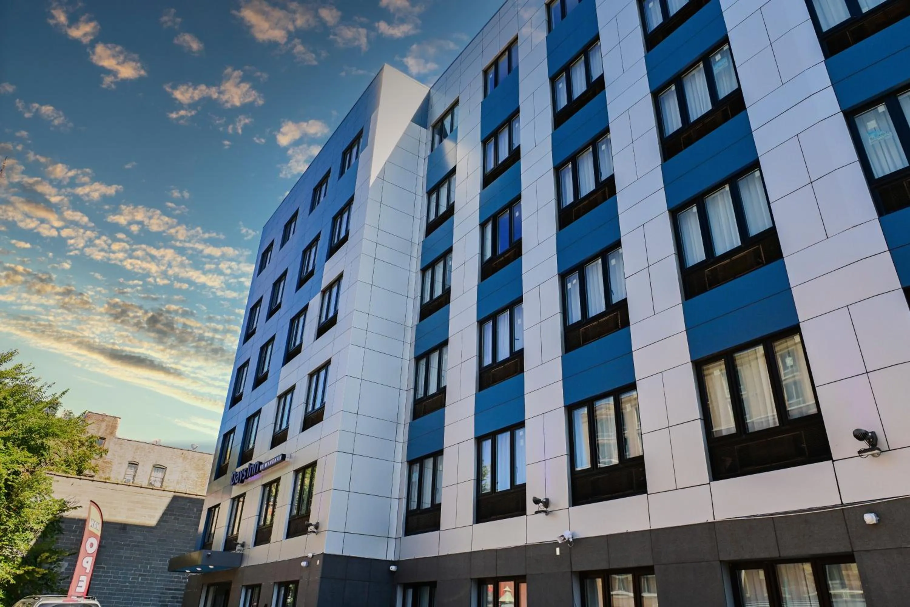 Days Inn by Wyndham Bronx NYC