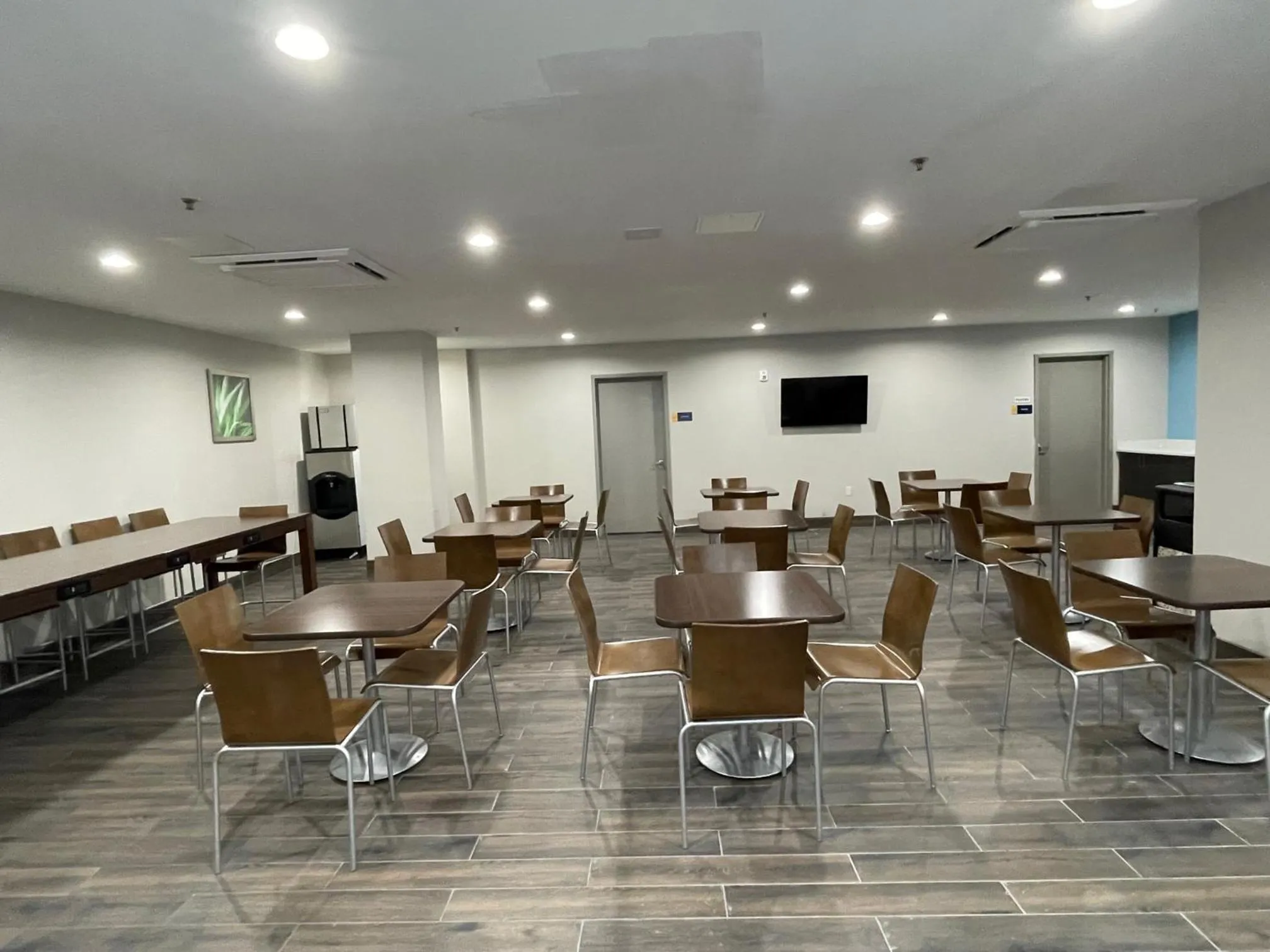 Breakfast in Days Inn by Wyndham Bronx NYC