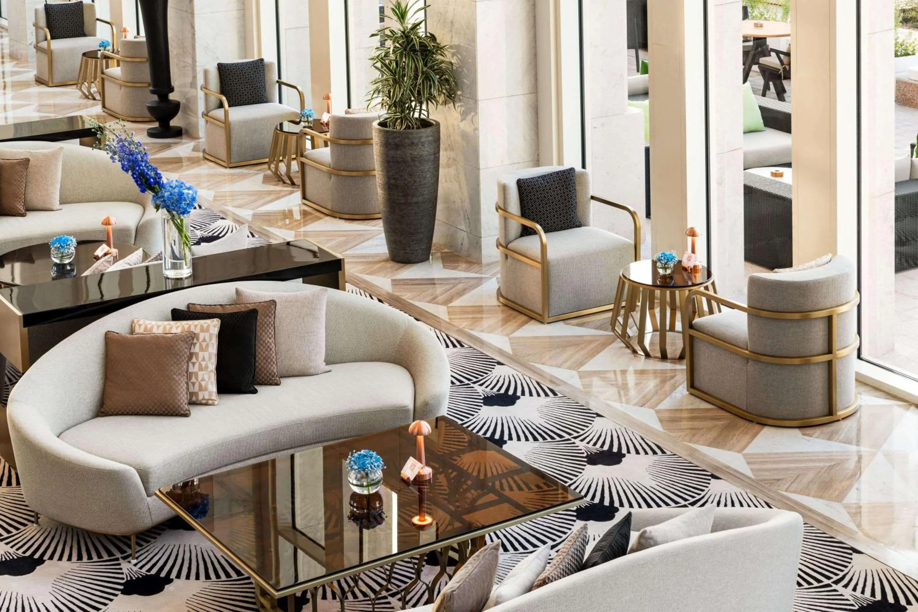 Lobby or reception in Wyndham Grand Doha West Bay Beach