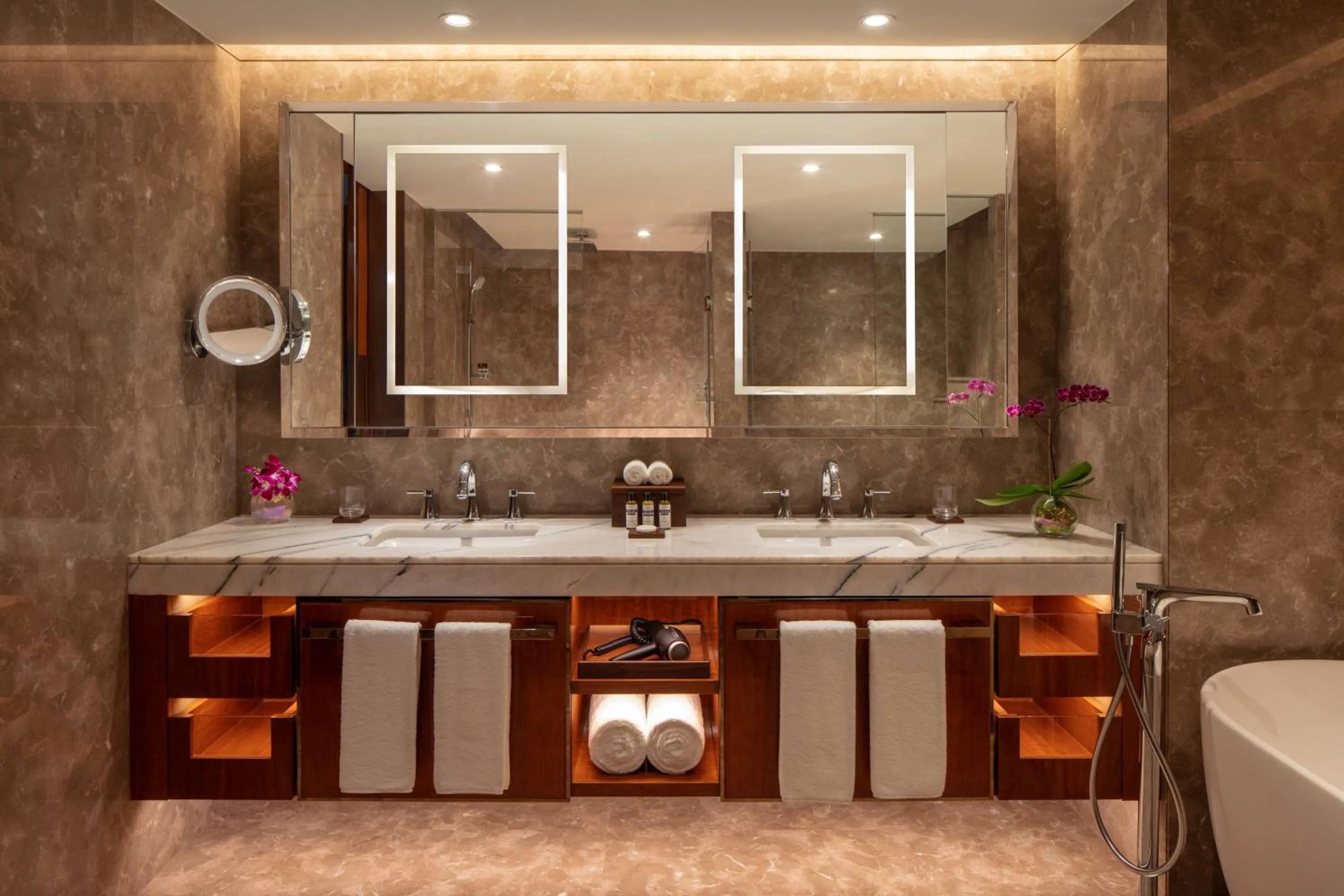 Bathroom in Hyatt Regency Trivandrum