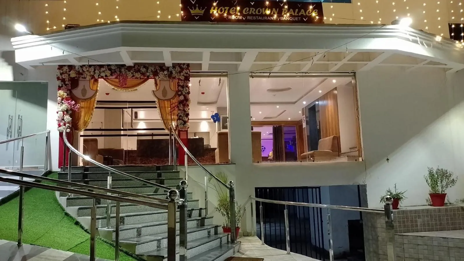 Property building in Hotel Crown Palace