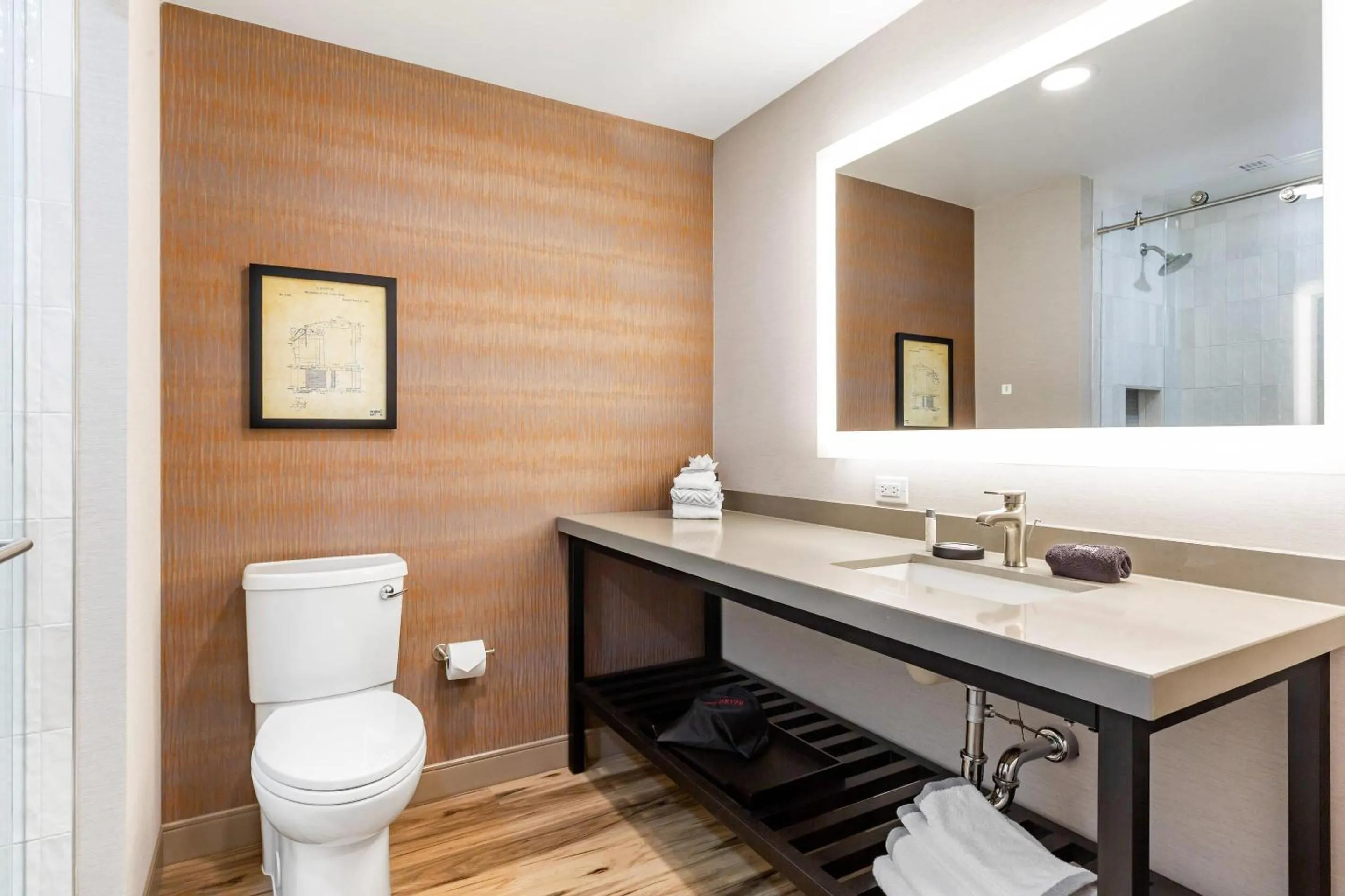 Bedroom in Cambria Hotel New Haven University Area