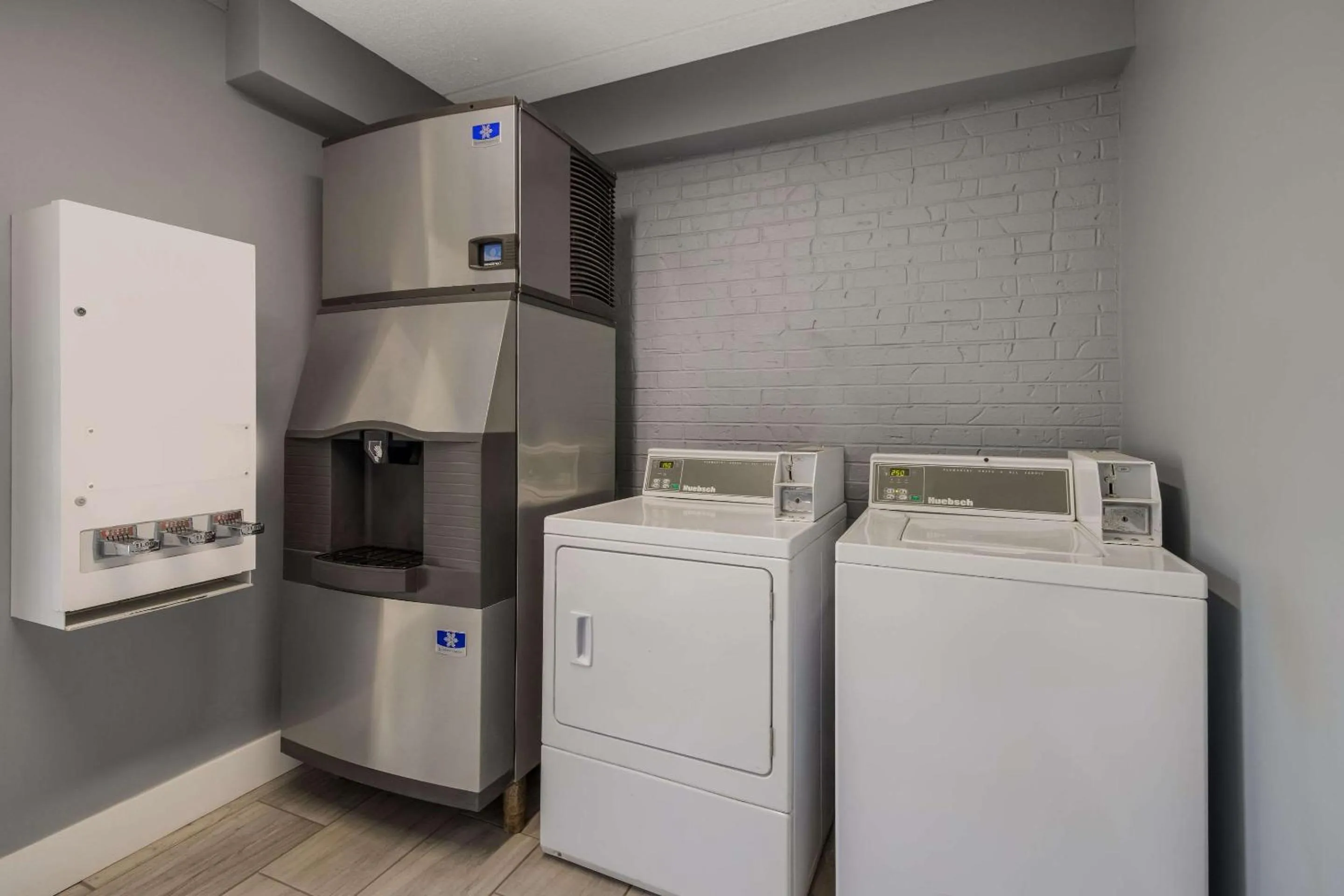 laundry in Quality Inn Asheville Airport