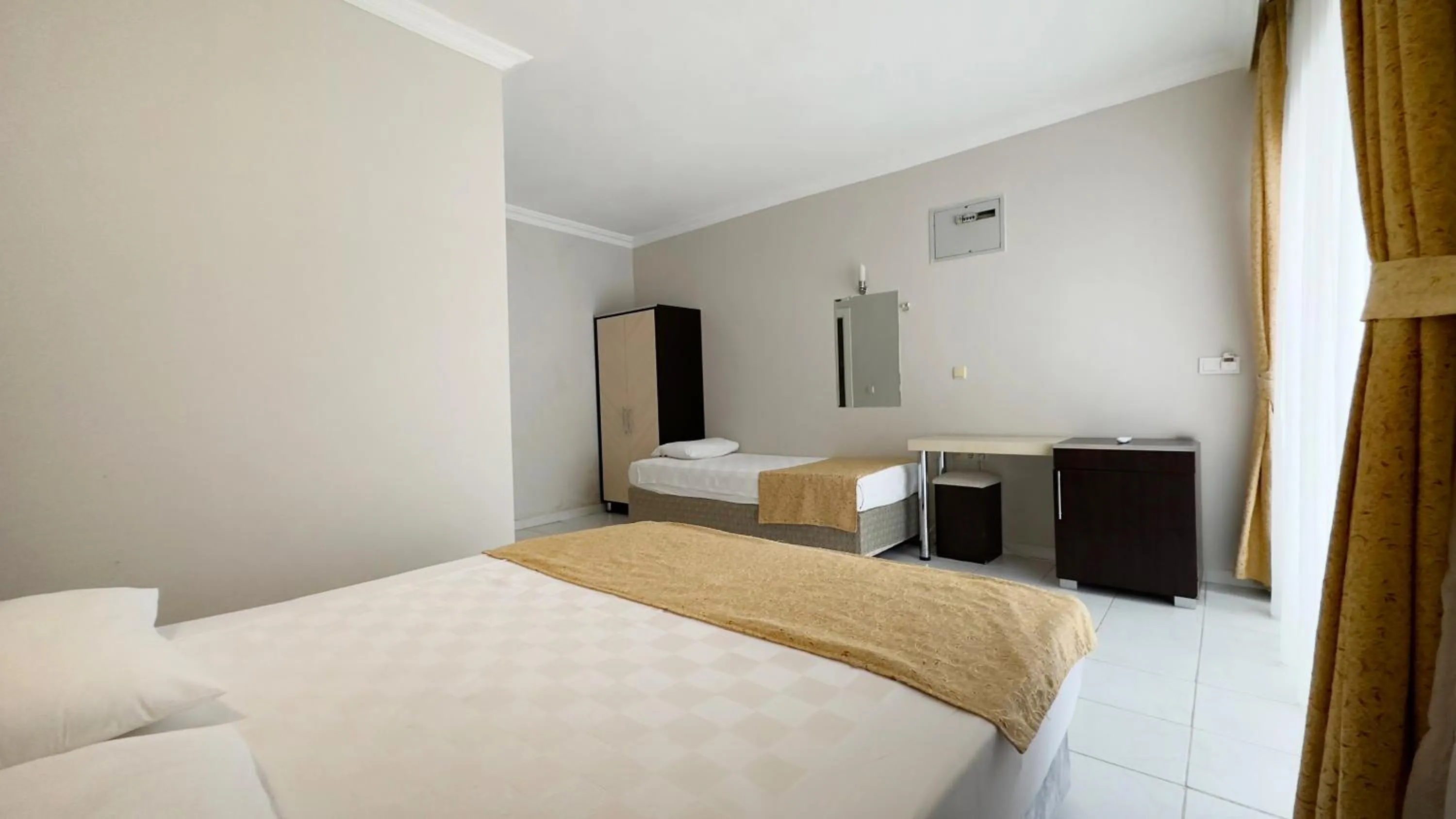 Bed in Side Beach Club