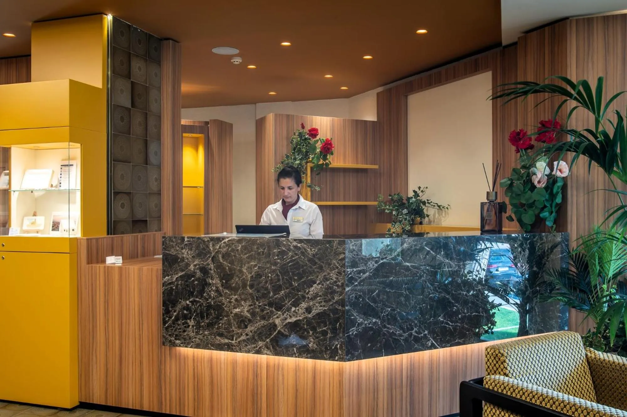 Restaurant/places to eat in Hotel Argentina