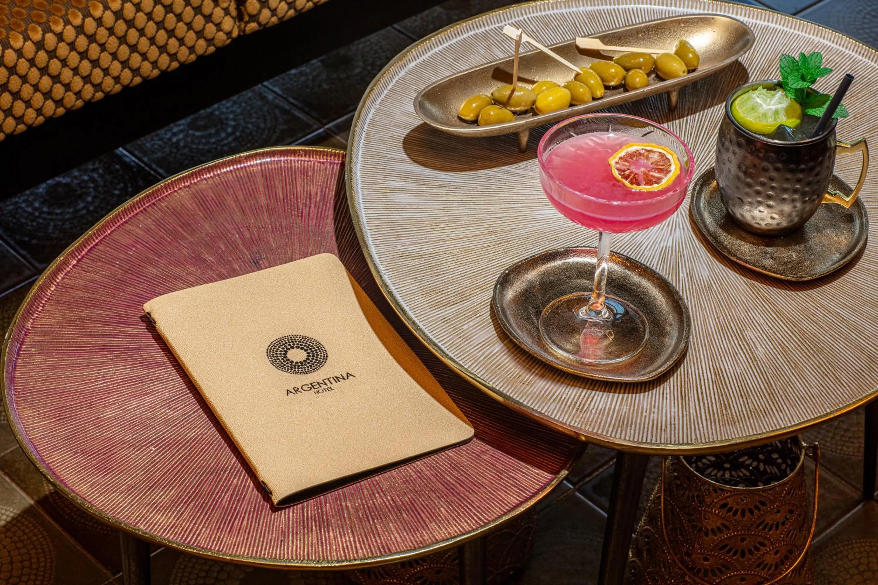 Restaurant/places to eat in Hotel Argentina