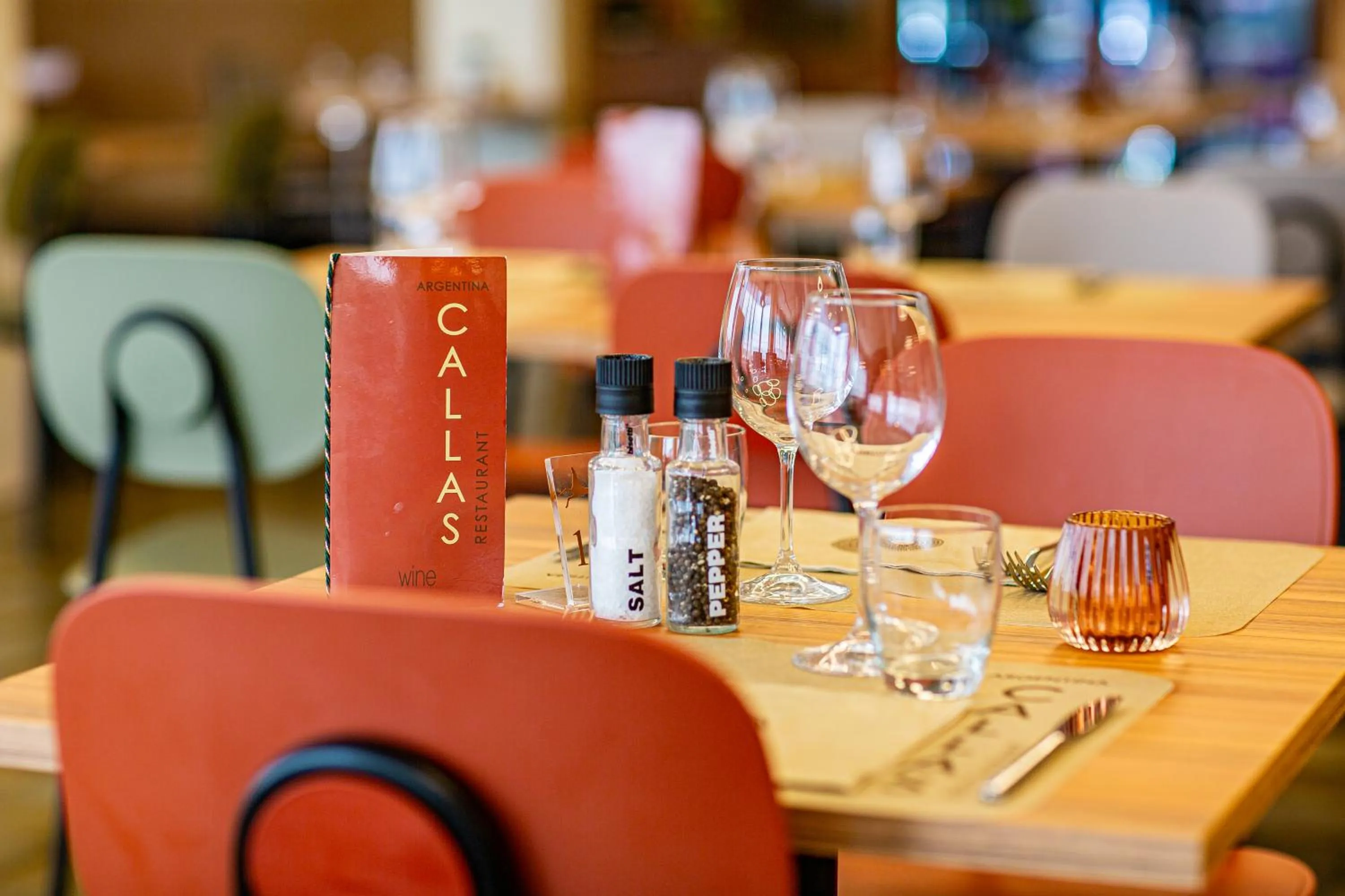 Restaurant/places to eat in Hotel Argentina