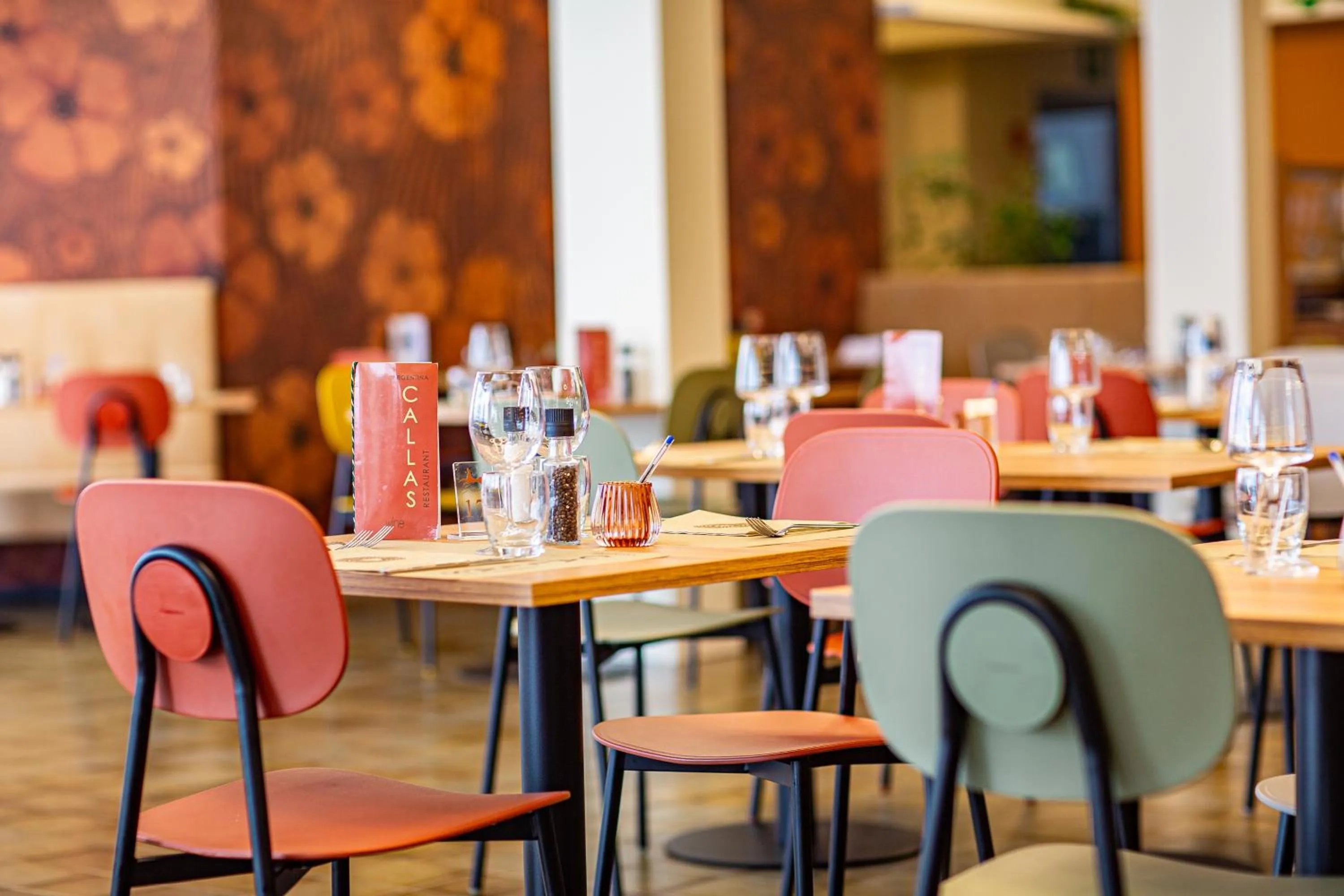 Restaurant/places to eat in Hotel Argentina