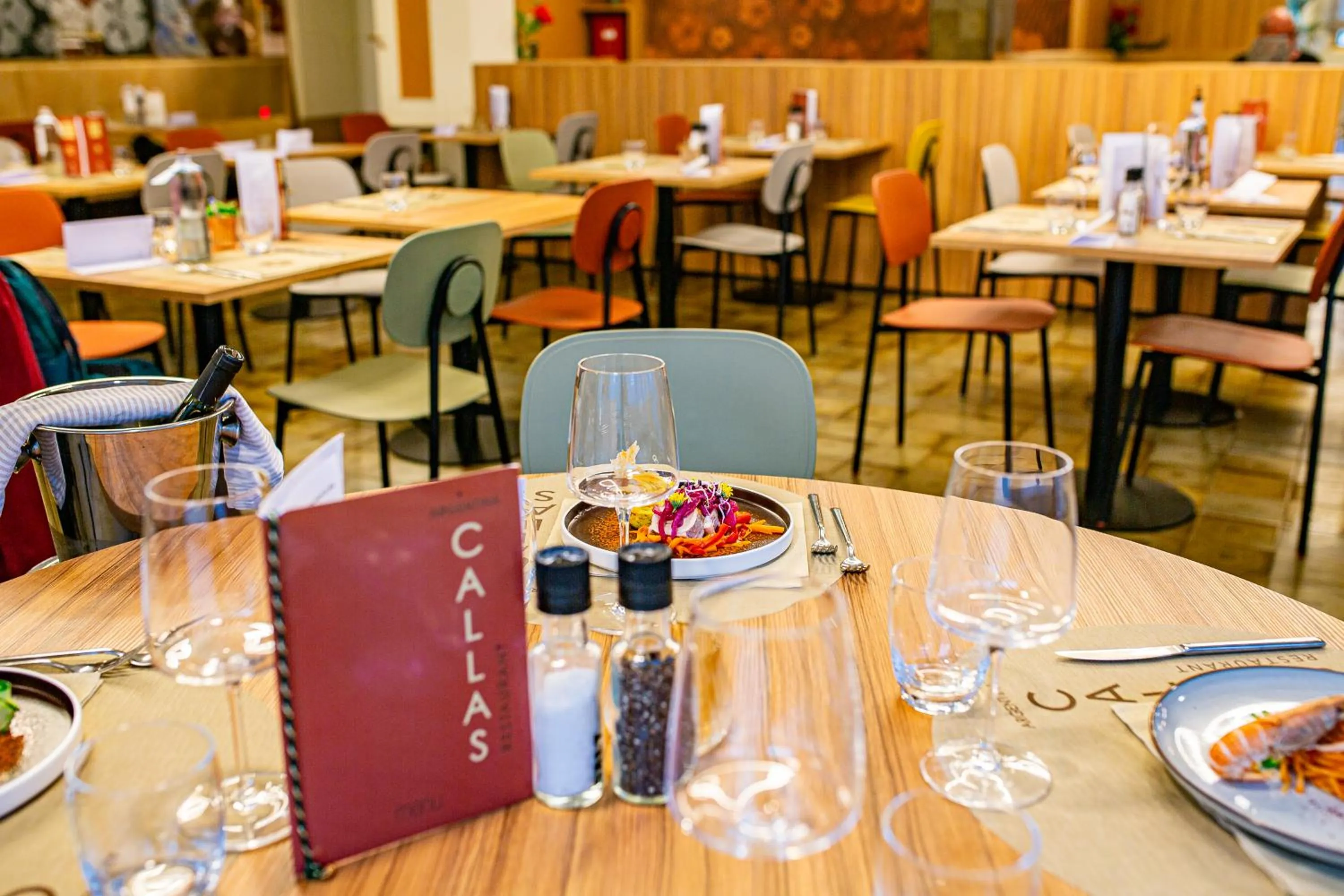 Restaurant/places to eat in Hotel Argentina