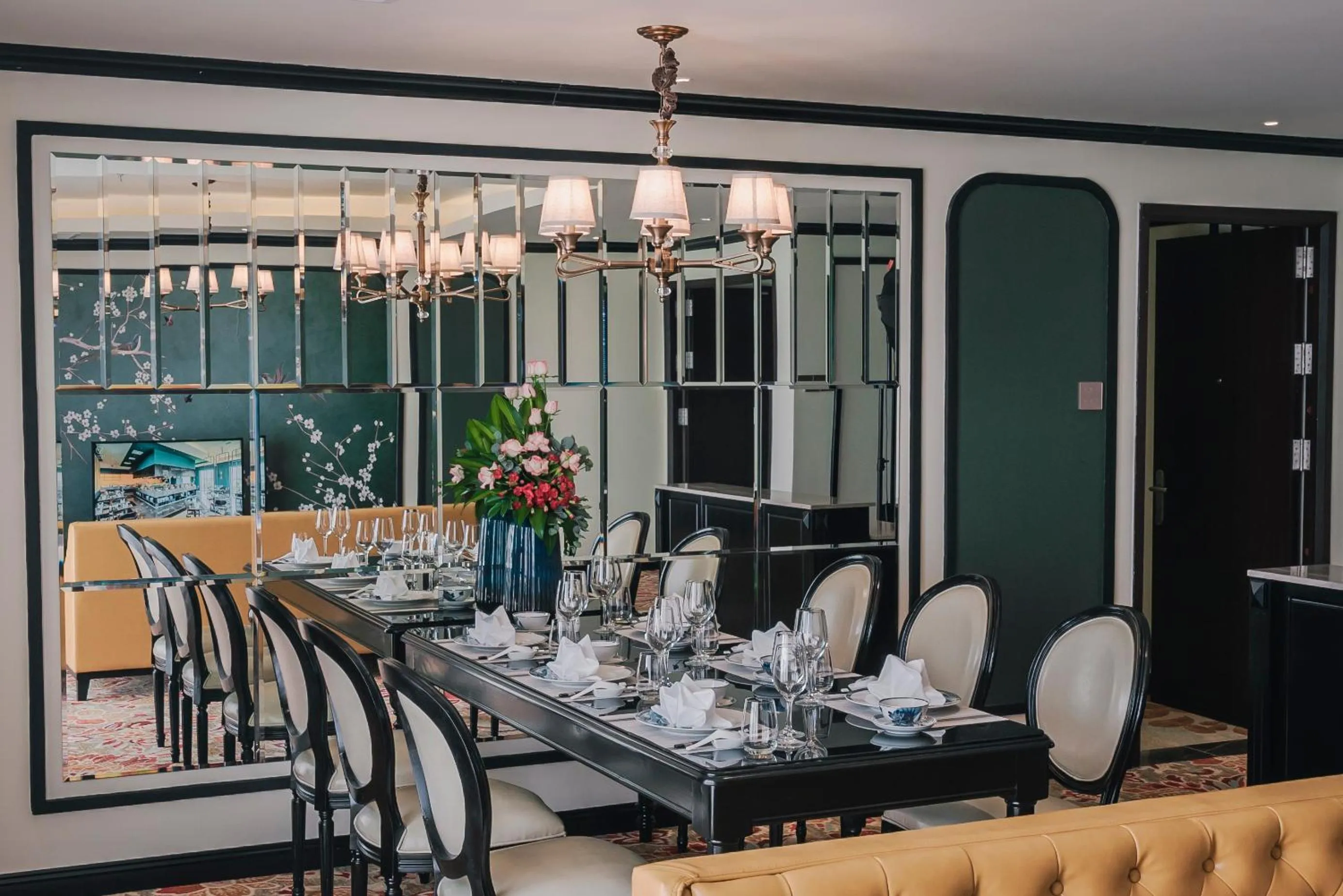 Living room in La Vela Hue Hotel