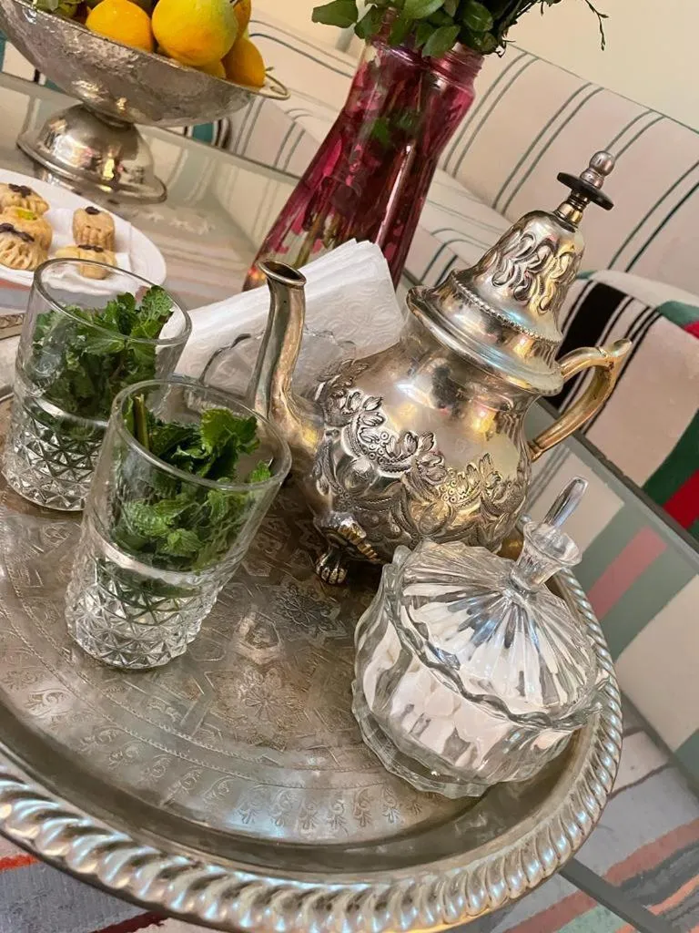 Coffee/tea facilities in Riad Les Miroirs