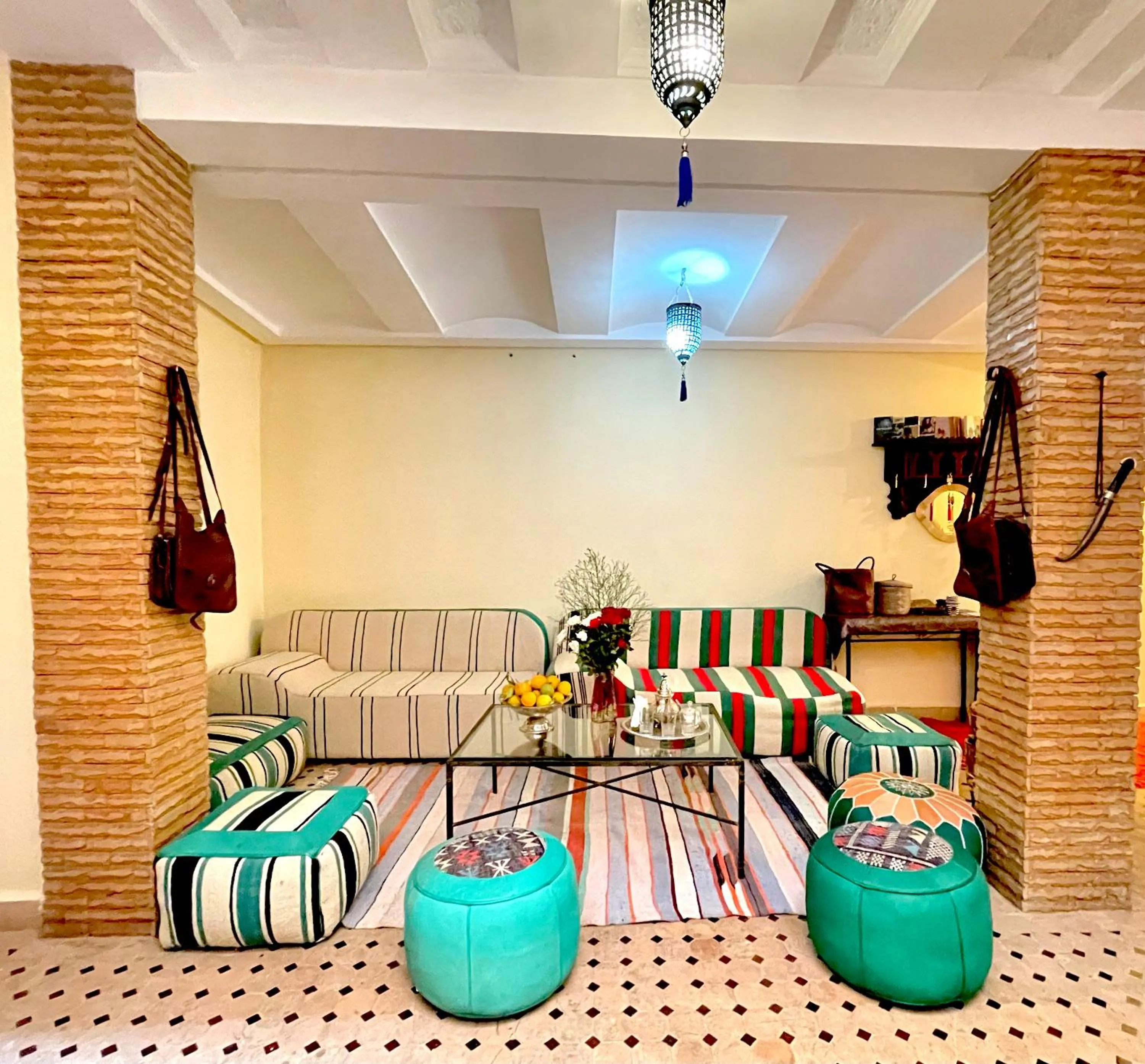 Seating area in Riad Les Miroirs
